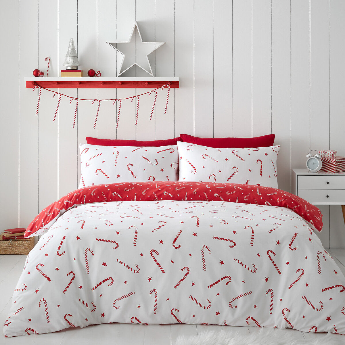Catherine Lansfield White Christmas Candy Cane Reversible Duvet Cover Set
