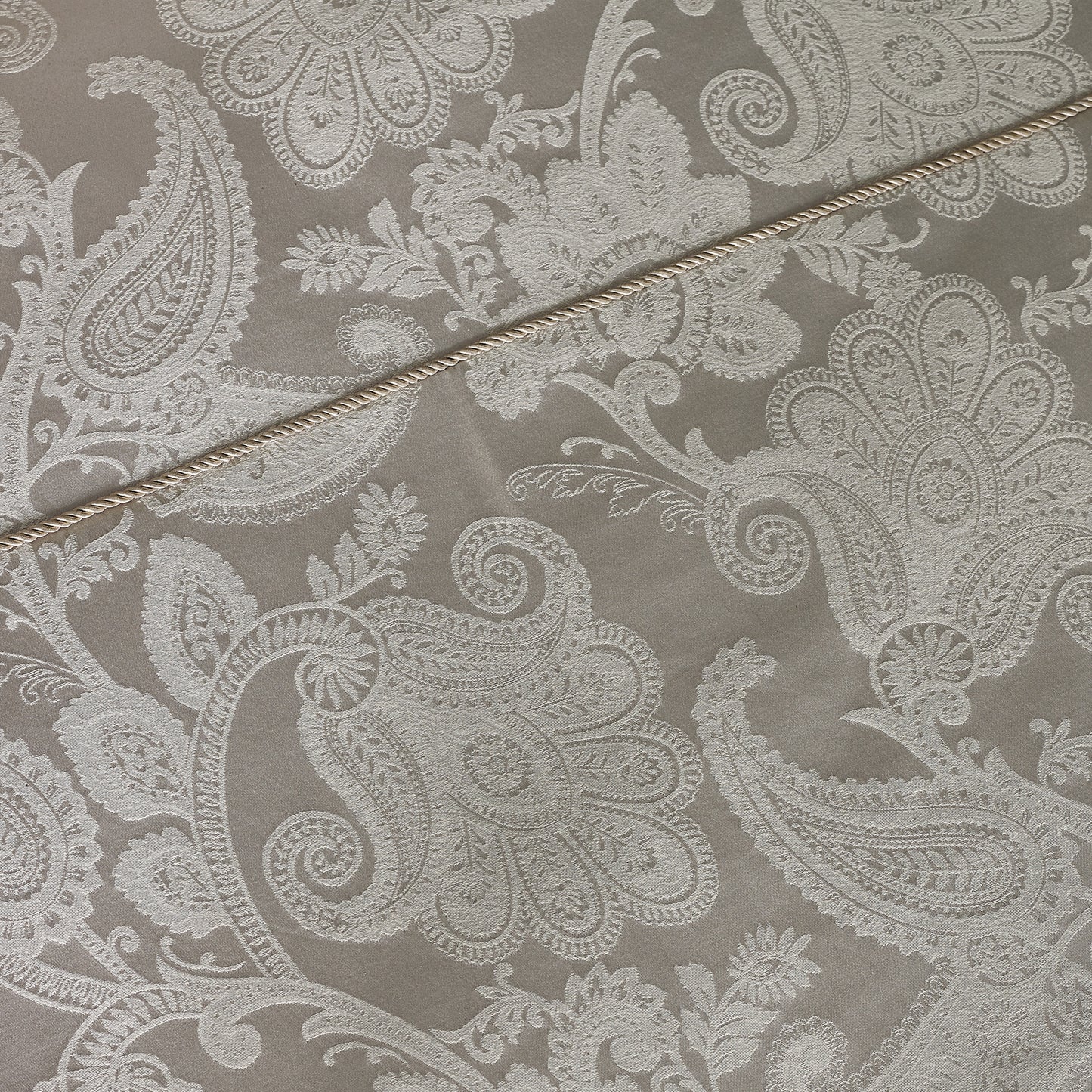 Opulent Jacquard Duvet Cover Set in Champagne Gold by Catherine Lansfield