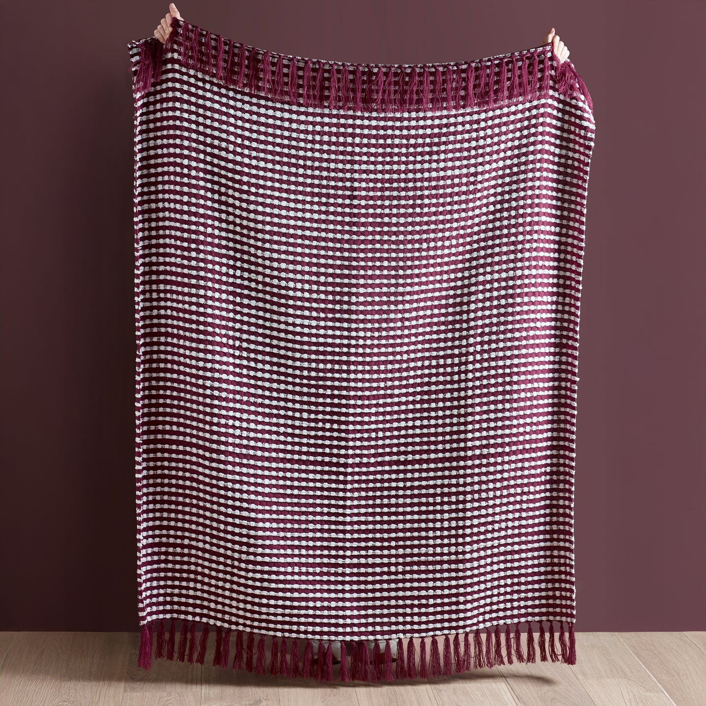 Stab Stitch Blanket Throw in Plum by Catherine Lansfield