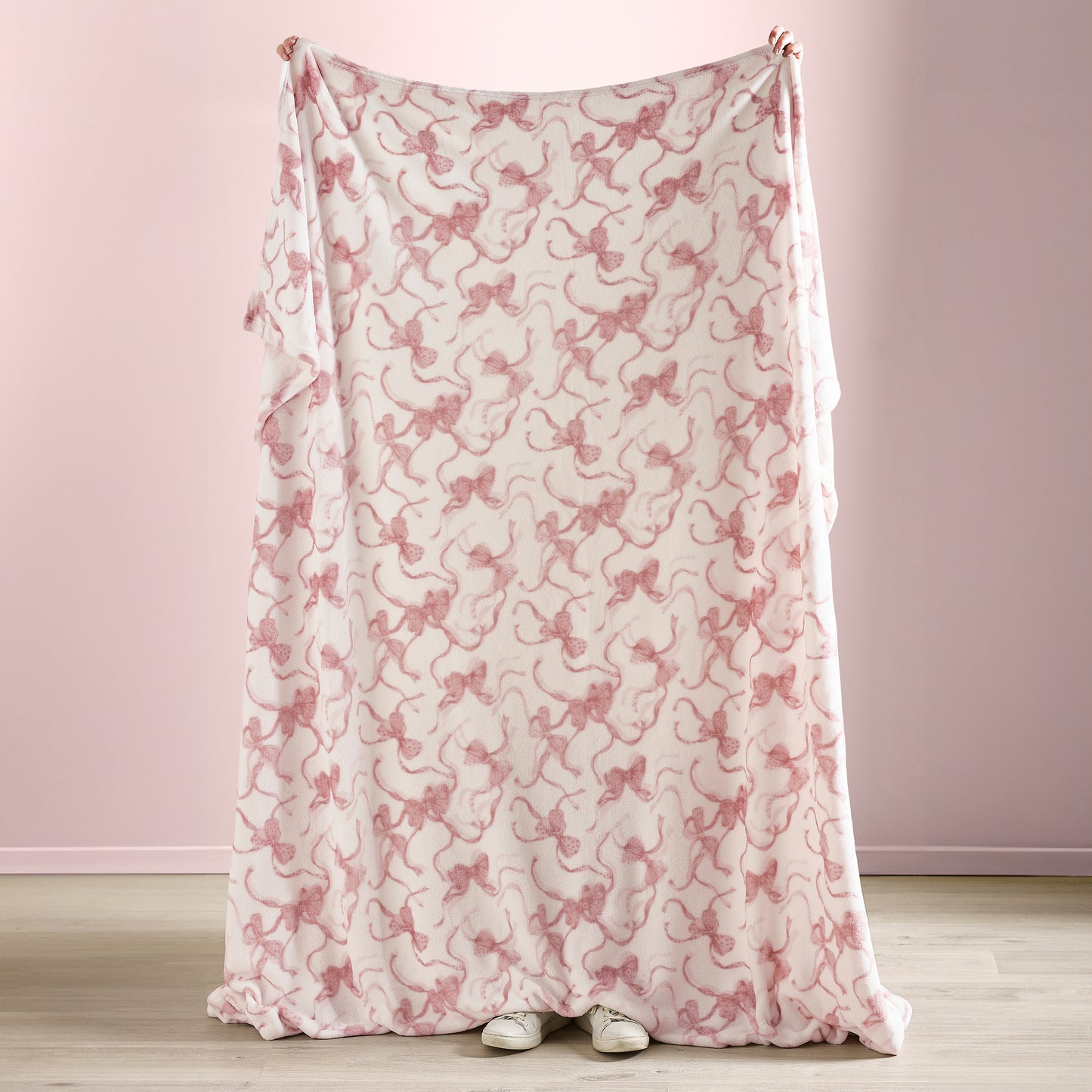 Catherine Lansfield Pink Oversized Bow Cosy Fleece Blanket Throw
