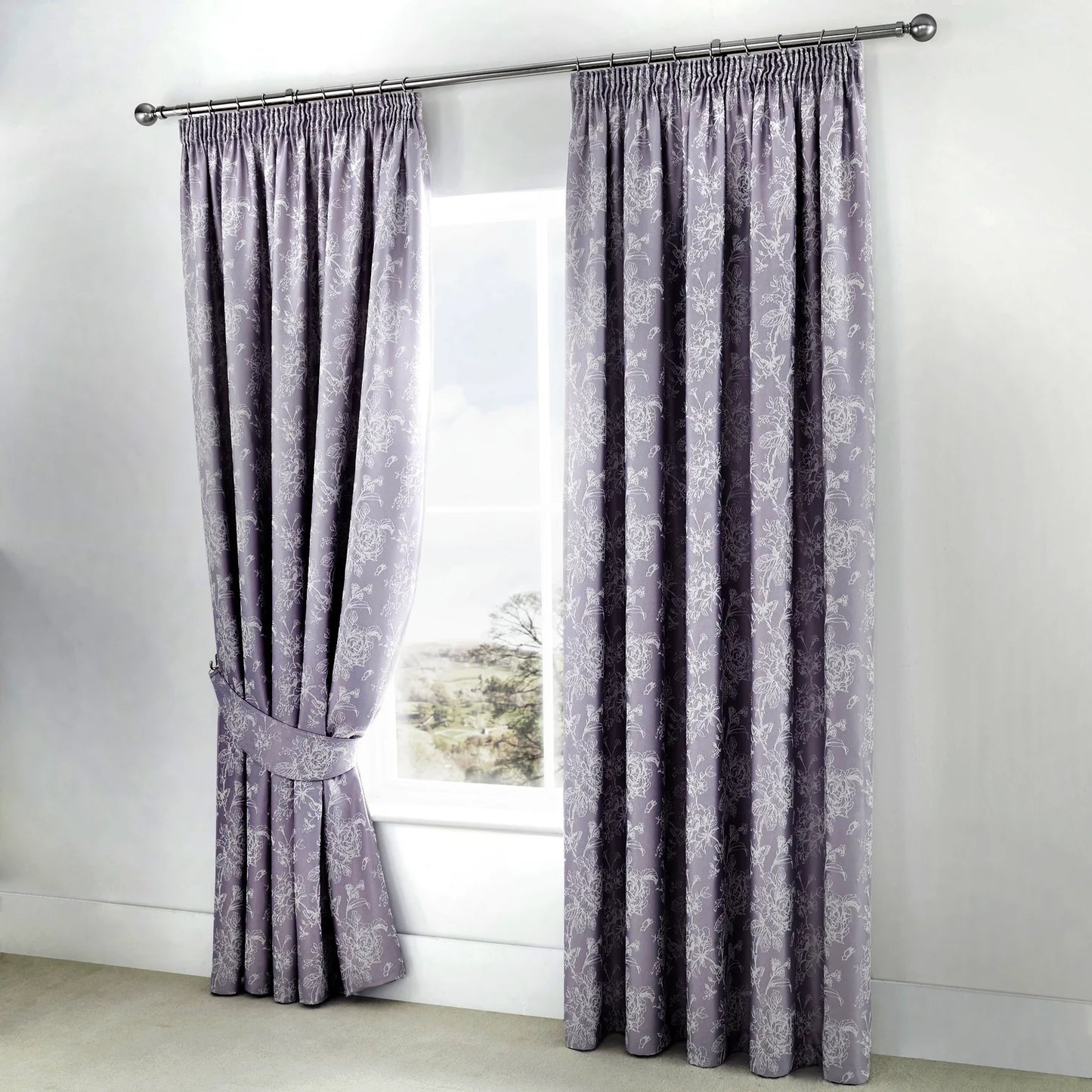 Jasmine Damask Duvet Cover Set in Lavender - by D&D Woven