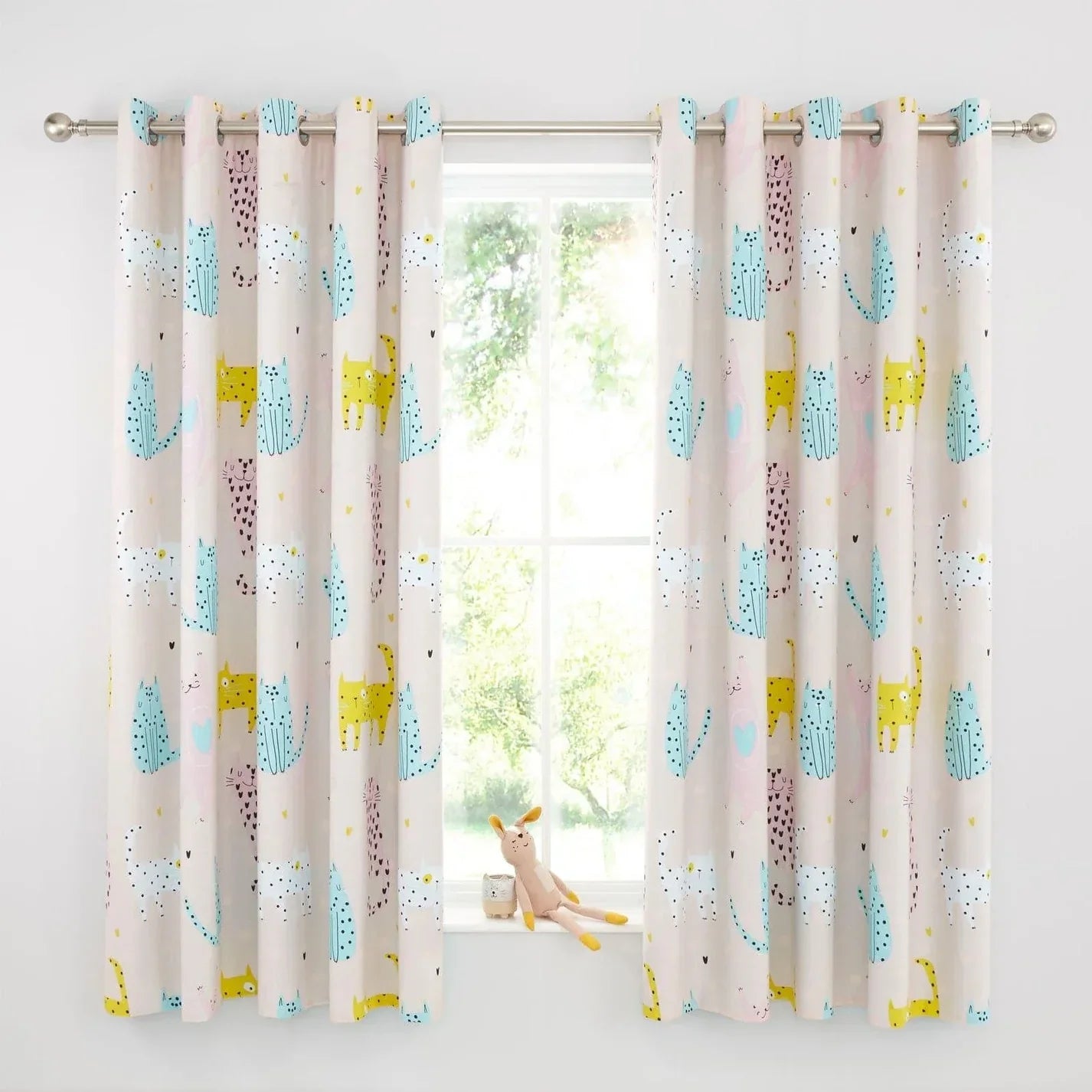 Cute Cats Eyelet Curtains by Catherine Lansfield kids