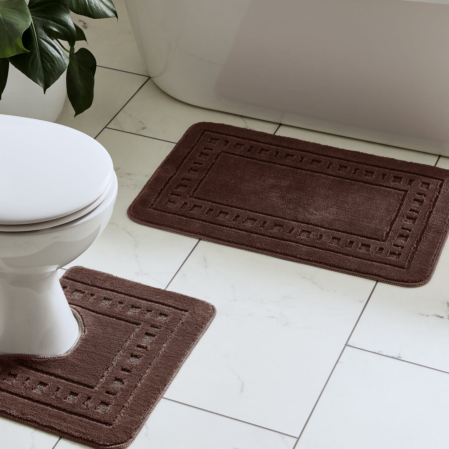 Armoni Bordered Bath & Pedestal Mat Set in Chocolate