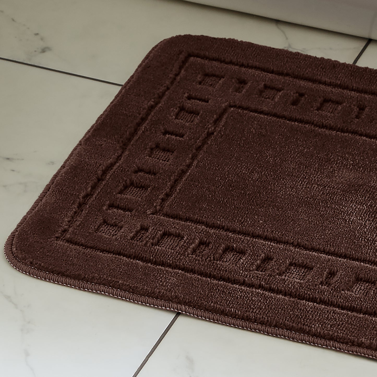 Armoni Bordered Bath & Pedestal Mat Set in Chocolate