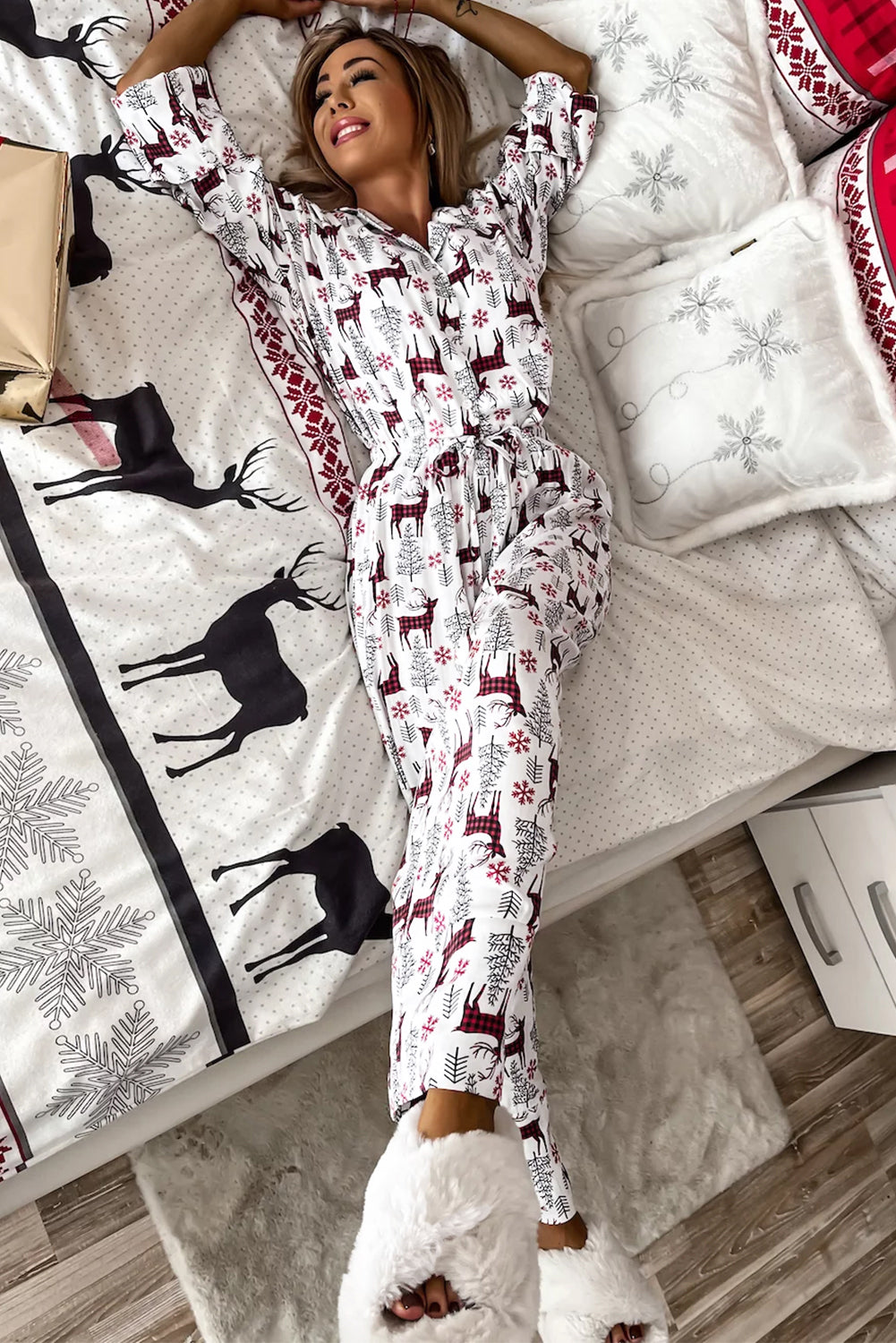 White Christmas Deer Printed Shirt and Pants Pajama Set