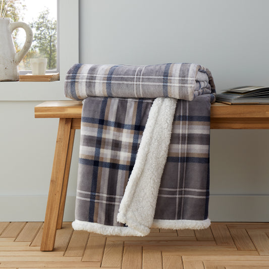 Cosy Kelso Check Blanket Throw in Charcoal Grey by Catherine Lansfield