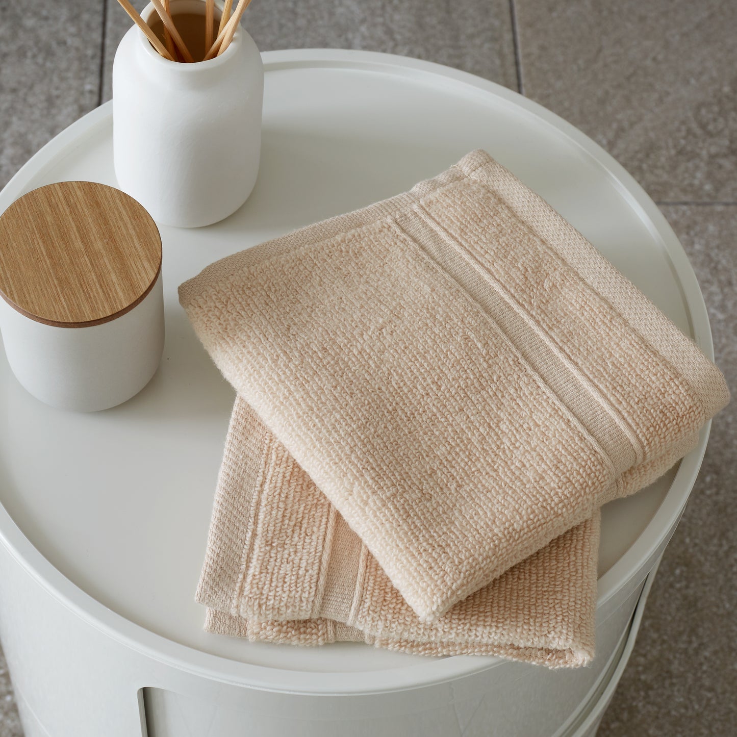 Zero Twist 6 Piece Towel Bale Set in Natural by Catherine Lansfield