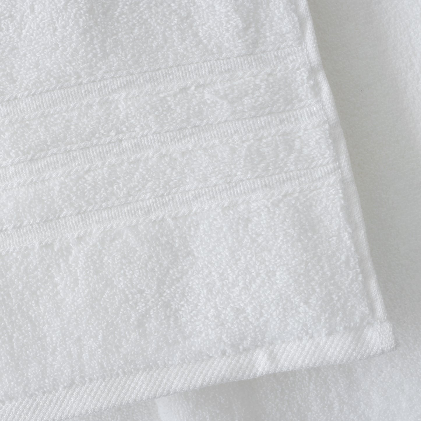 Zero Twist Bath Sheet Pair in White by Catherine Lansfield