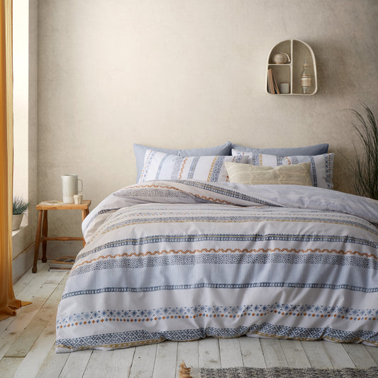 Vida Stripe Duvet Cover Set by Pineapple Elephant