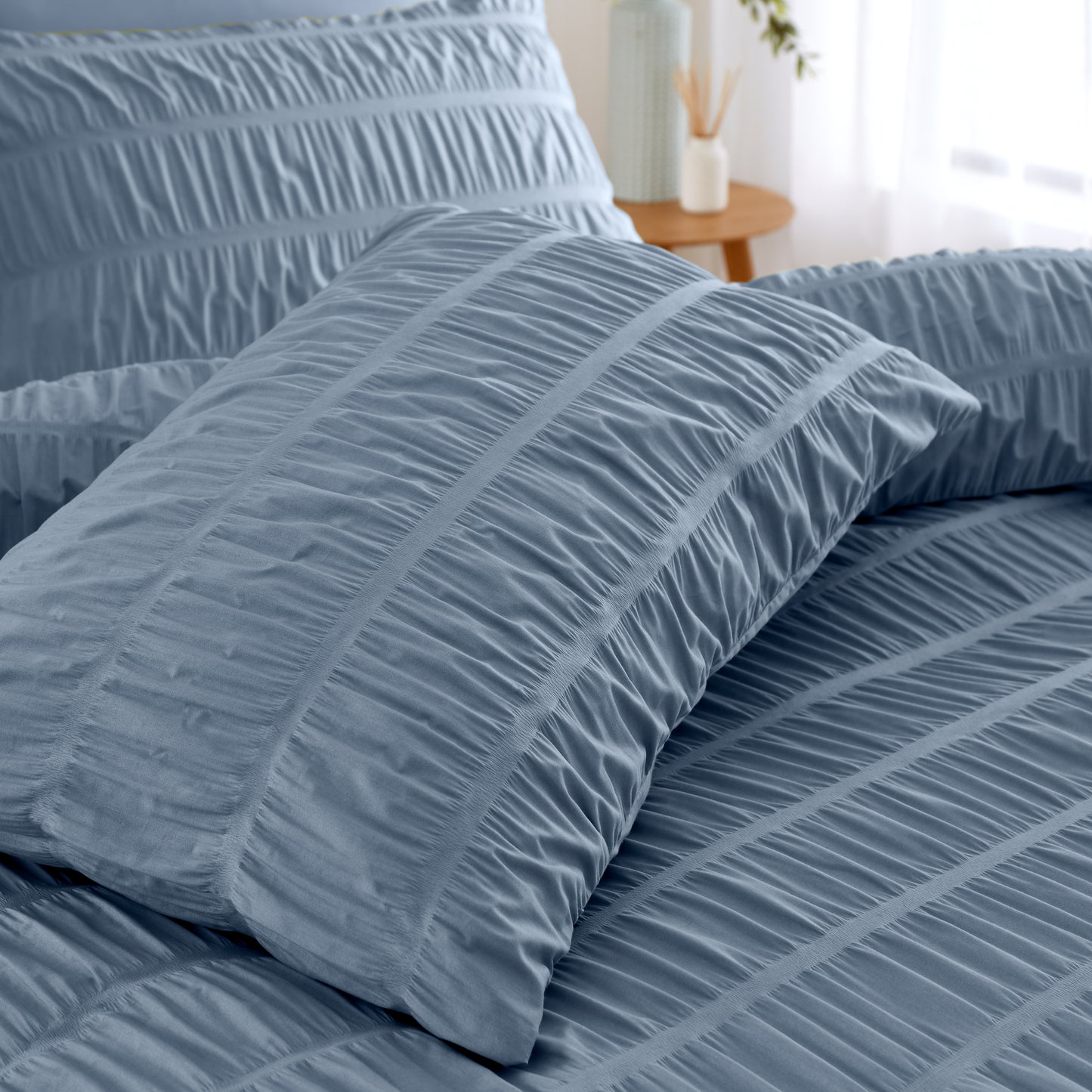 Seersucker Duvet Cover Set in Lansfield Blue by Catherine Lansfield