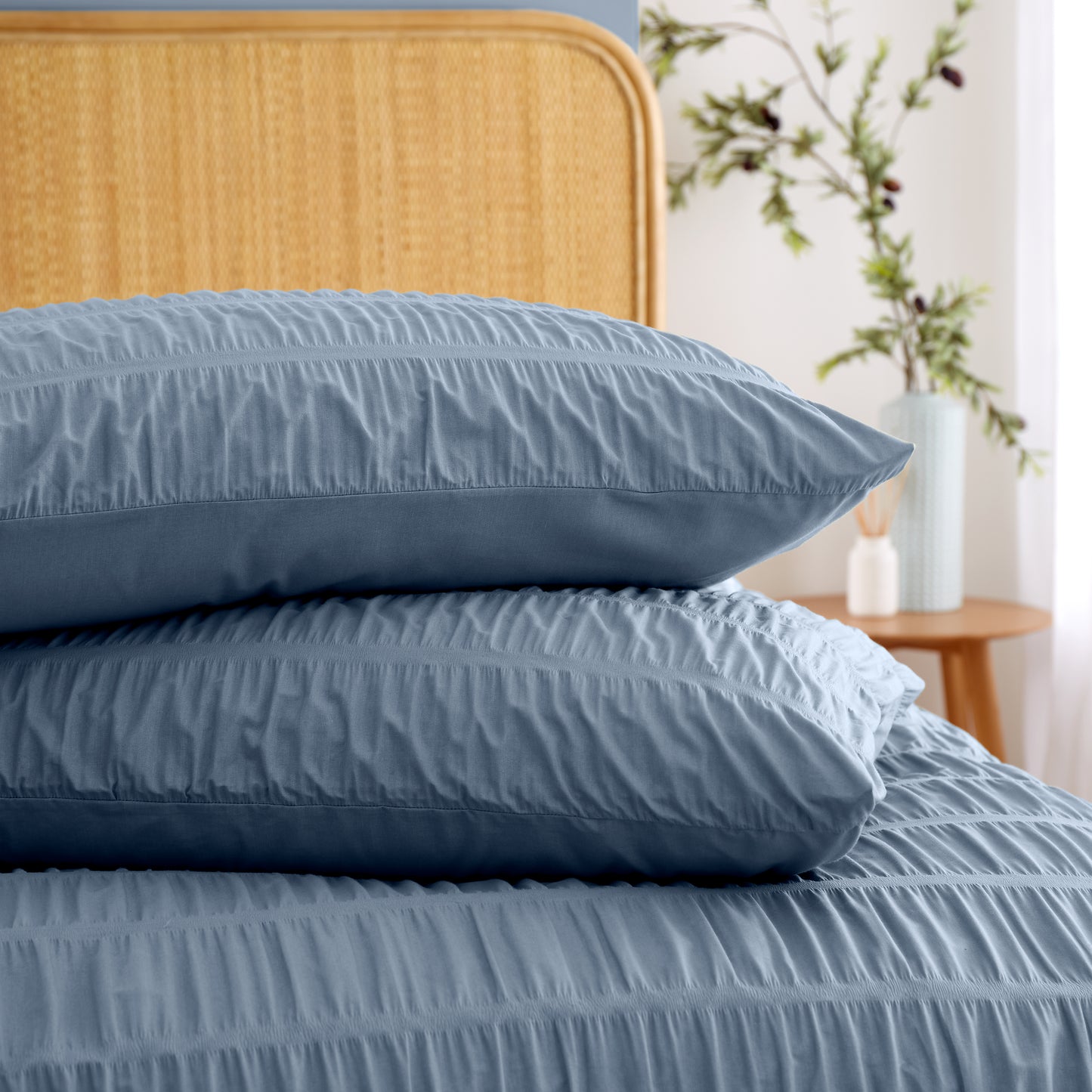 Seersucker Duvet Cover Set in Lansfield Blue by Catherine Lansfield