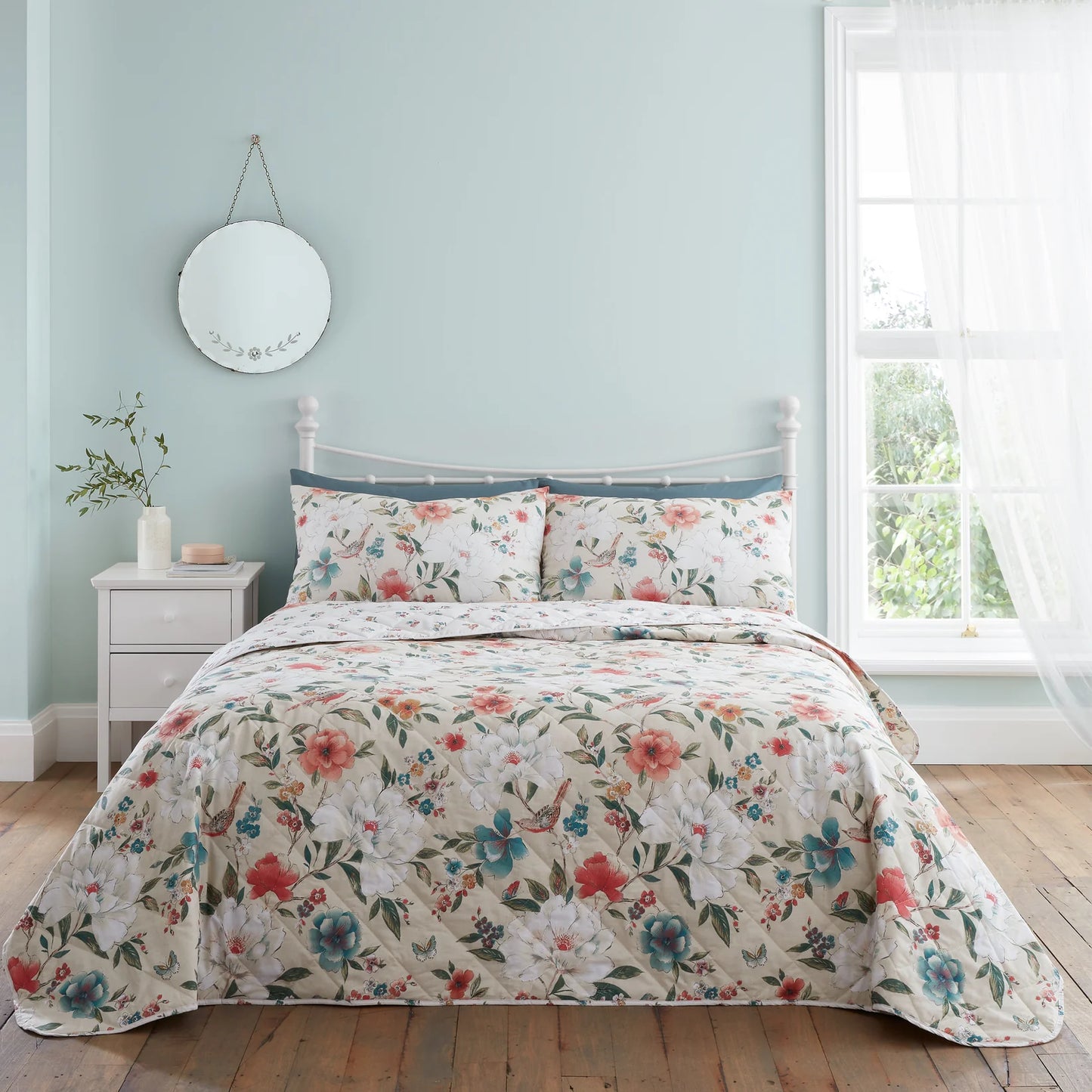 Pippa Floral Birds Bedspread by Catherine Lansfield