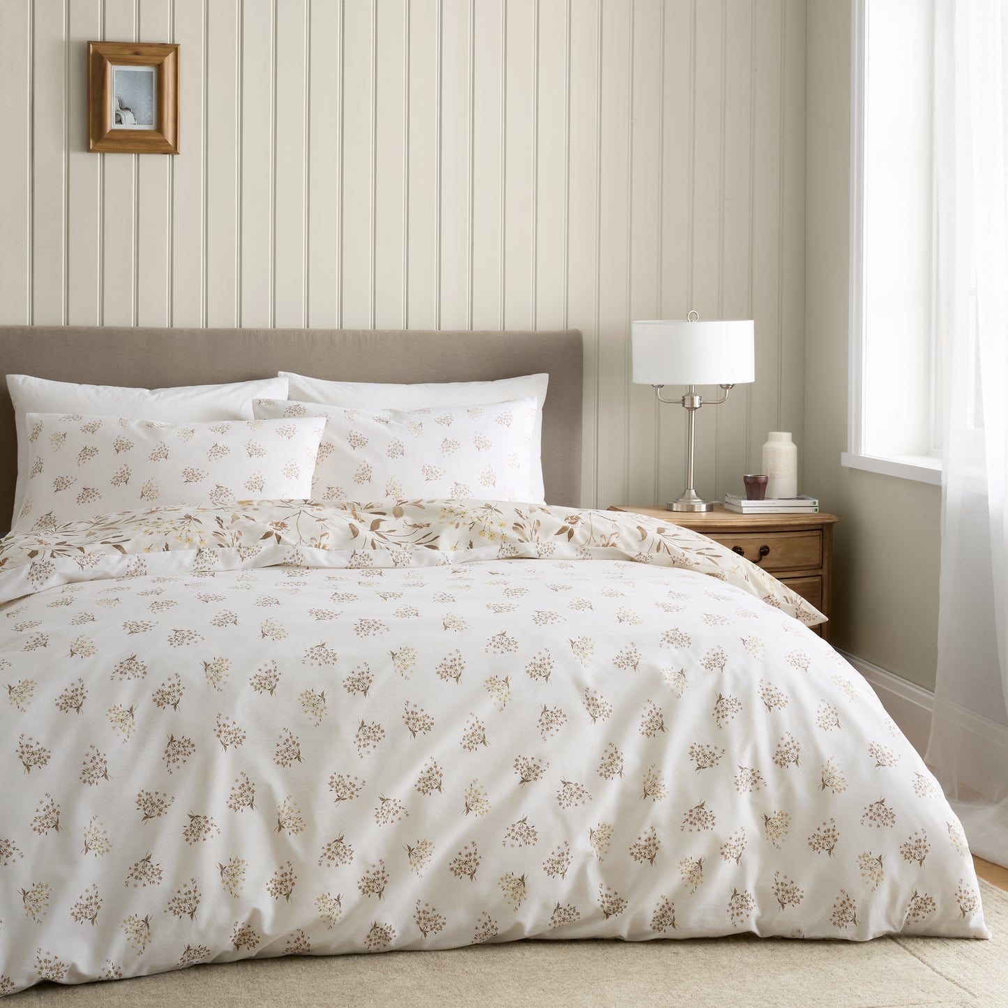 Isadora Floral Reversible Duvet Cover Set in Natural by Catherine Lansfield