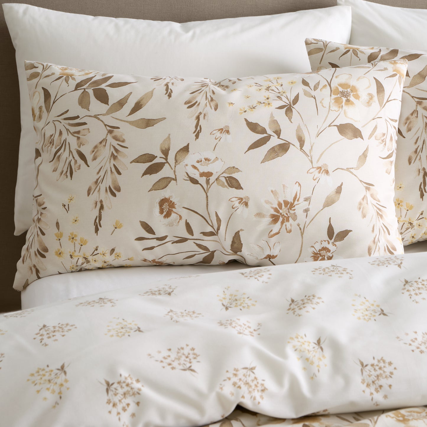 Isadora Floral Reversible Duvet Cover Set in Natural by Catherine Lansfield