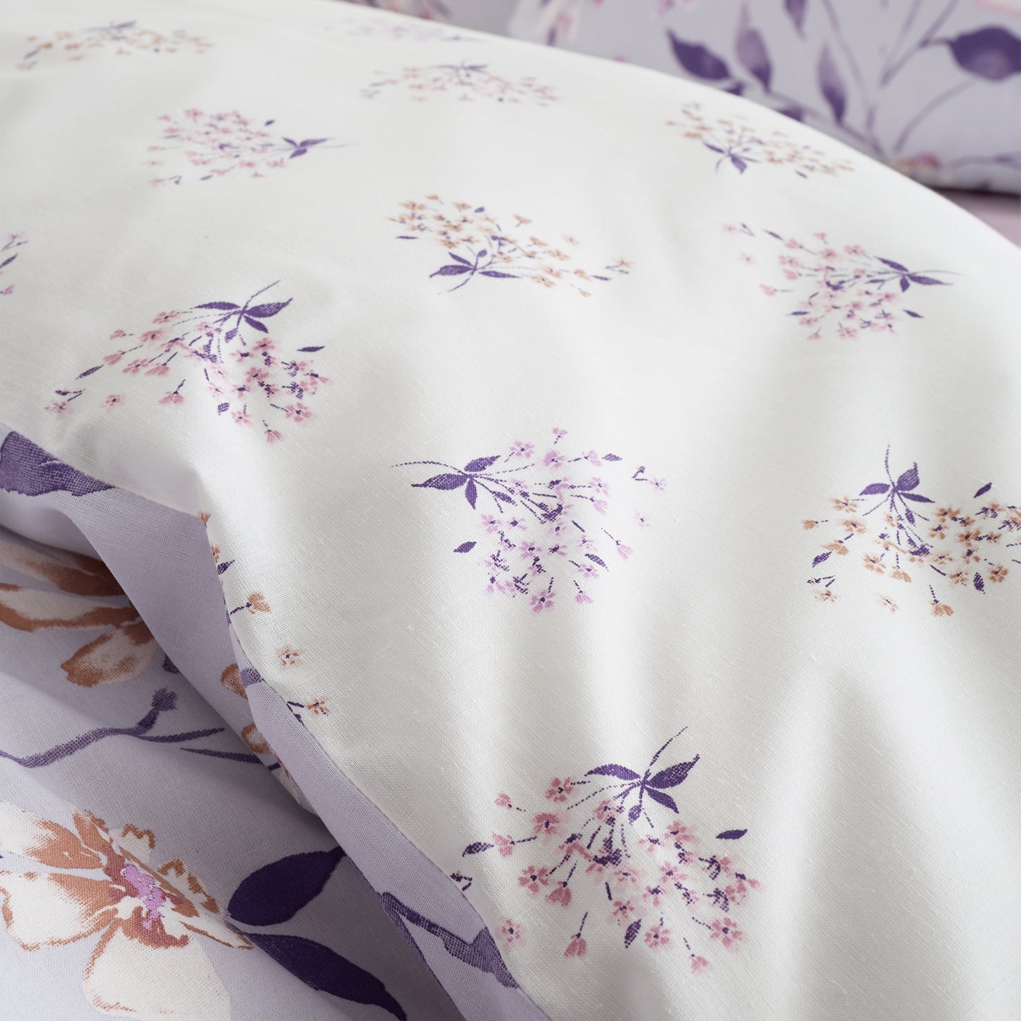 Isadora Floral Reversible Lilac Duvet Cover Set by Catherine Lansfield