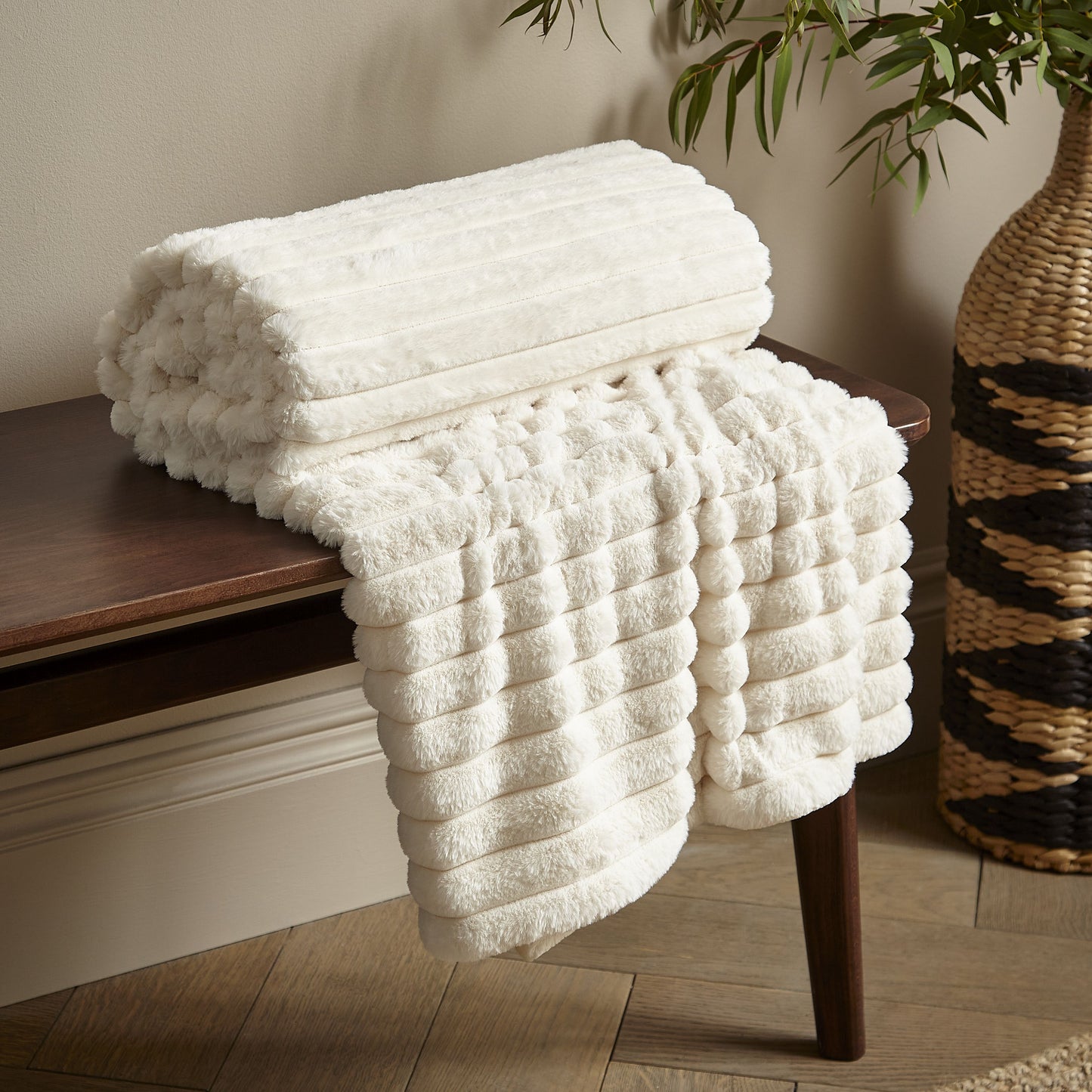 Cosy Ribbed Faux Fur Soft Blanket Throw in Cream by Catherine Lansfield