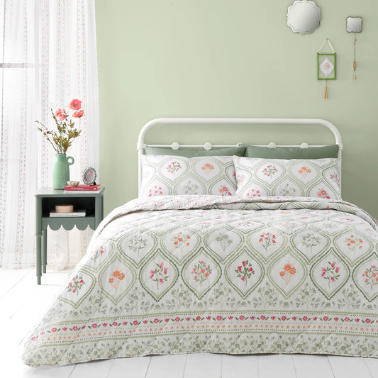 Cameo Floral Quilted Bedspread by Catherine Lansfield