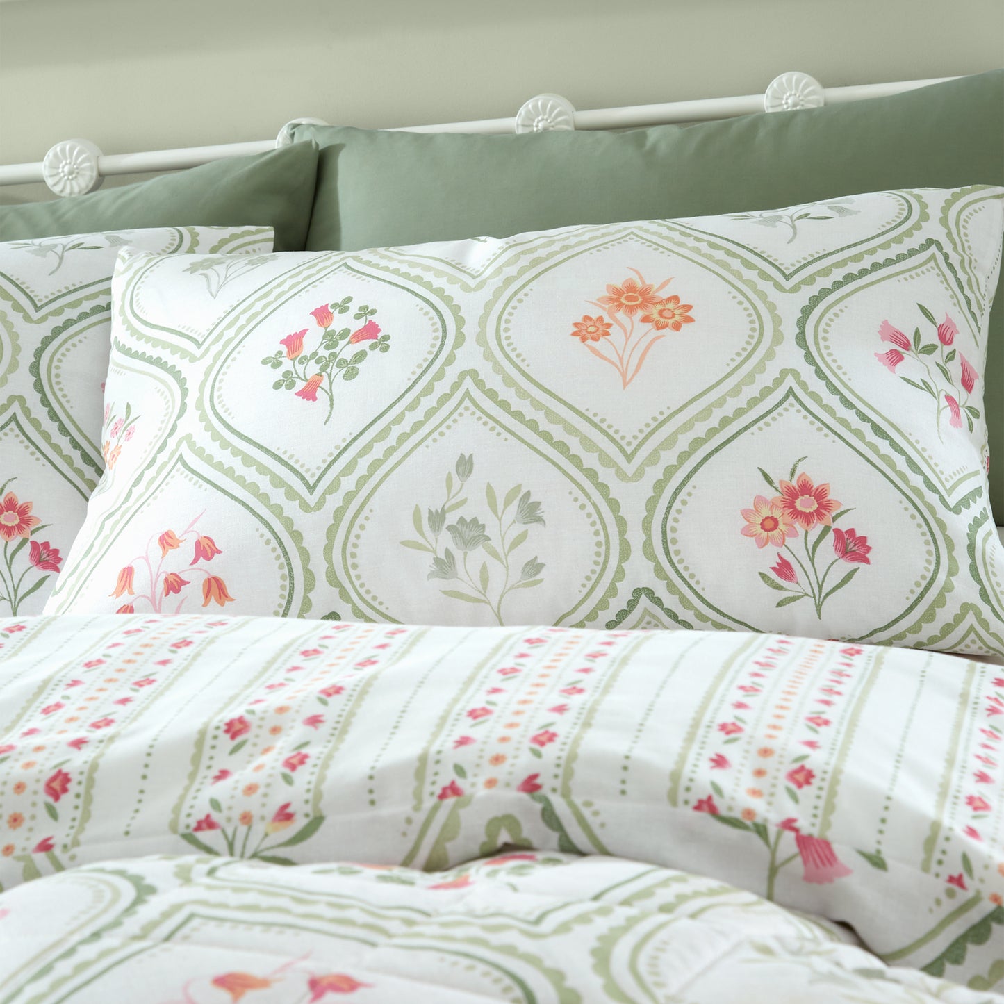 Cameo Floral Reversible Duvet Cover Set in Green by Catherine Lansfield