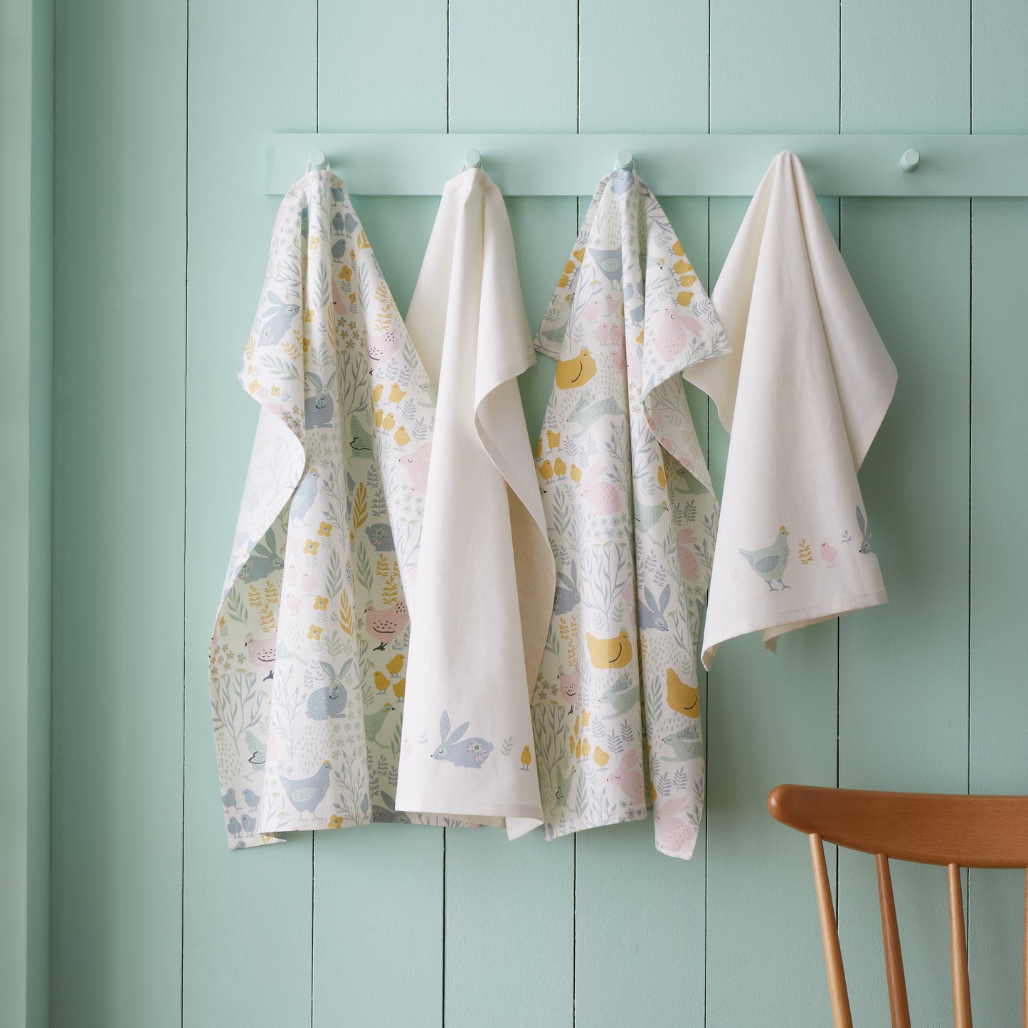 Cottage Friends Cotton Kitchen Tea Towel,  Pack of 4 in Natural By Catherine Lansfield