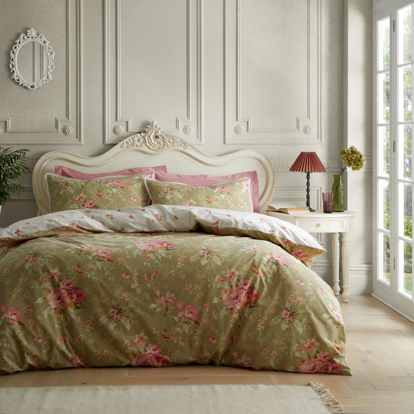 Penelope Floral Reversible Duvet Cover Set in Green - Bridgerton By Catherine Lansfield