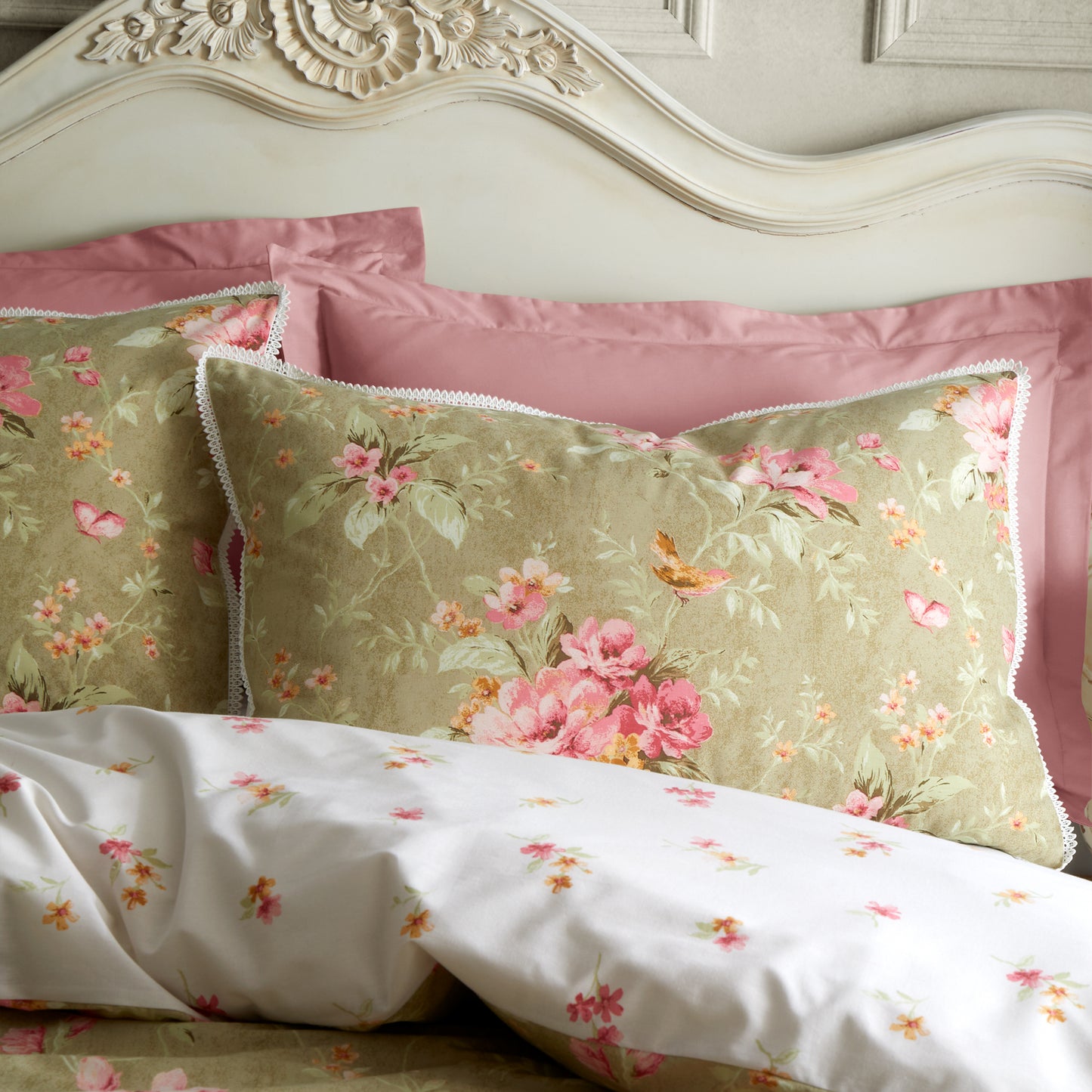 Penelope Floral Reversible Duvet Cover Set in Green - Bridgerton By Catherine Lansfield