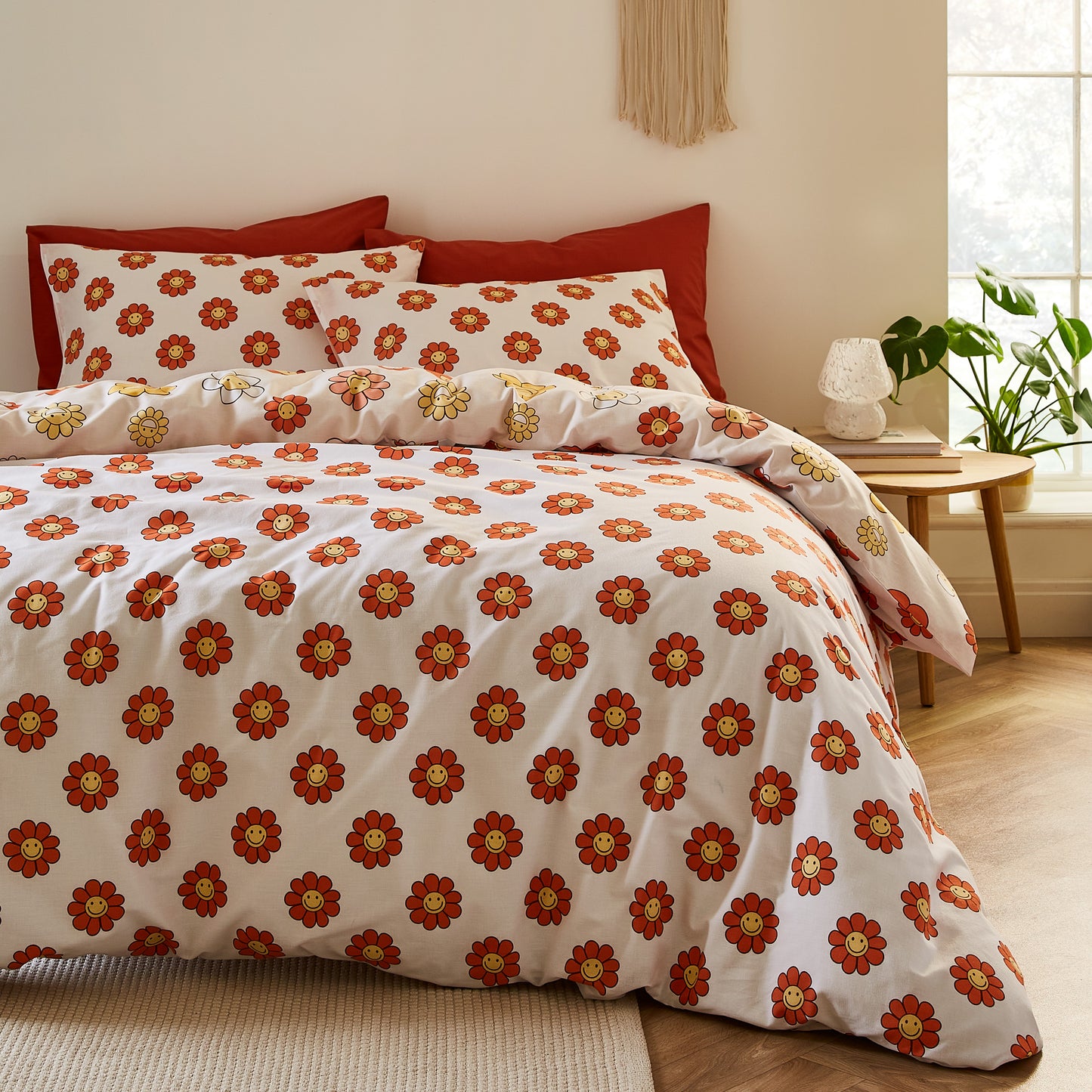 Groovy Floral Reversible Duvet Cover Set by Sassy B