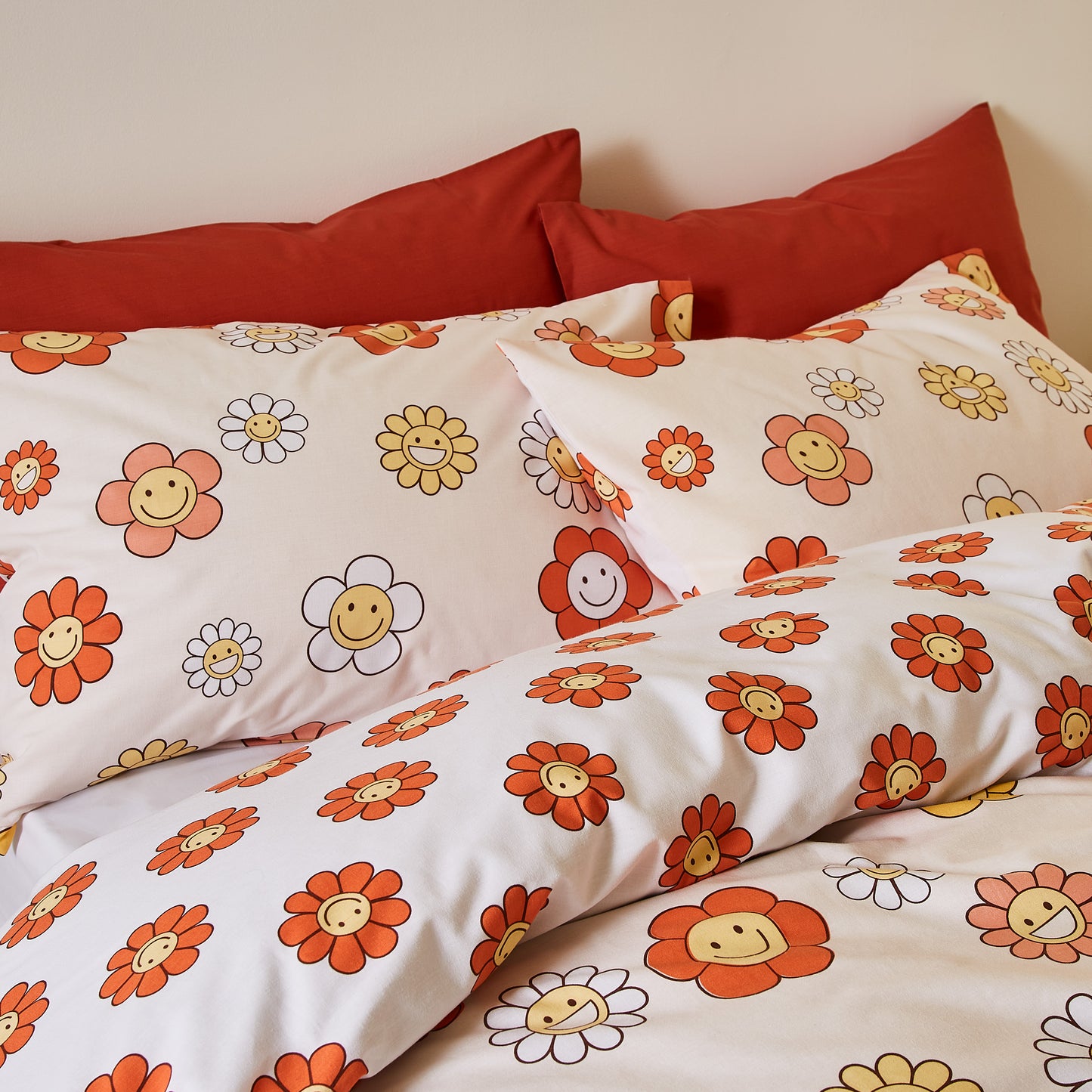 Groovy Floral Reversible Duvet Cover Set by Sassy B