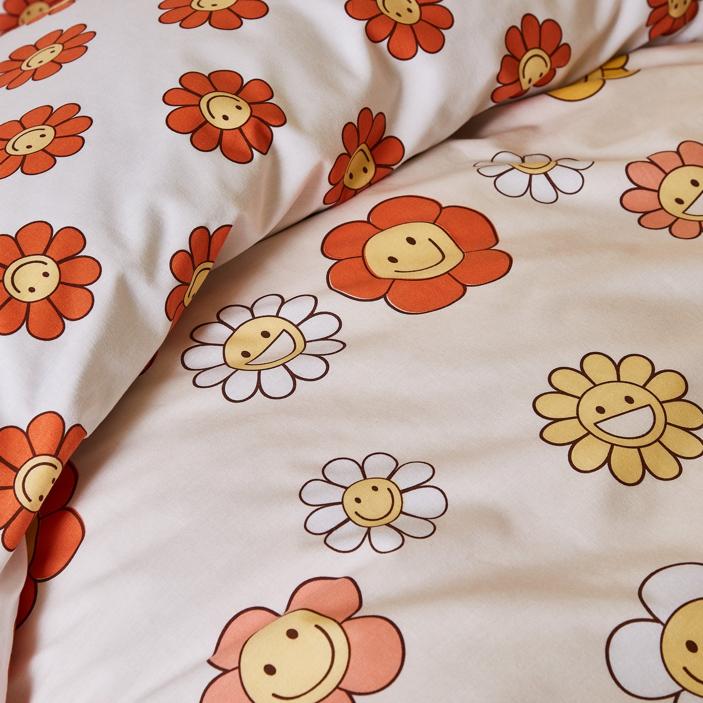 Groovy Floral Reversible Duvet Cover Set by Sassy B