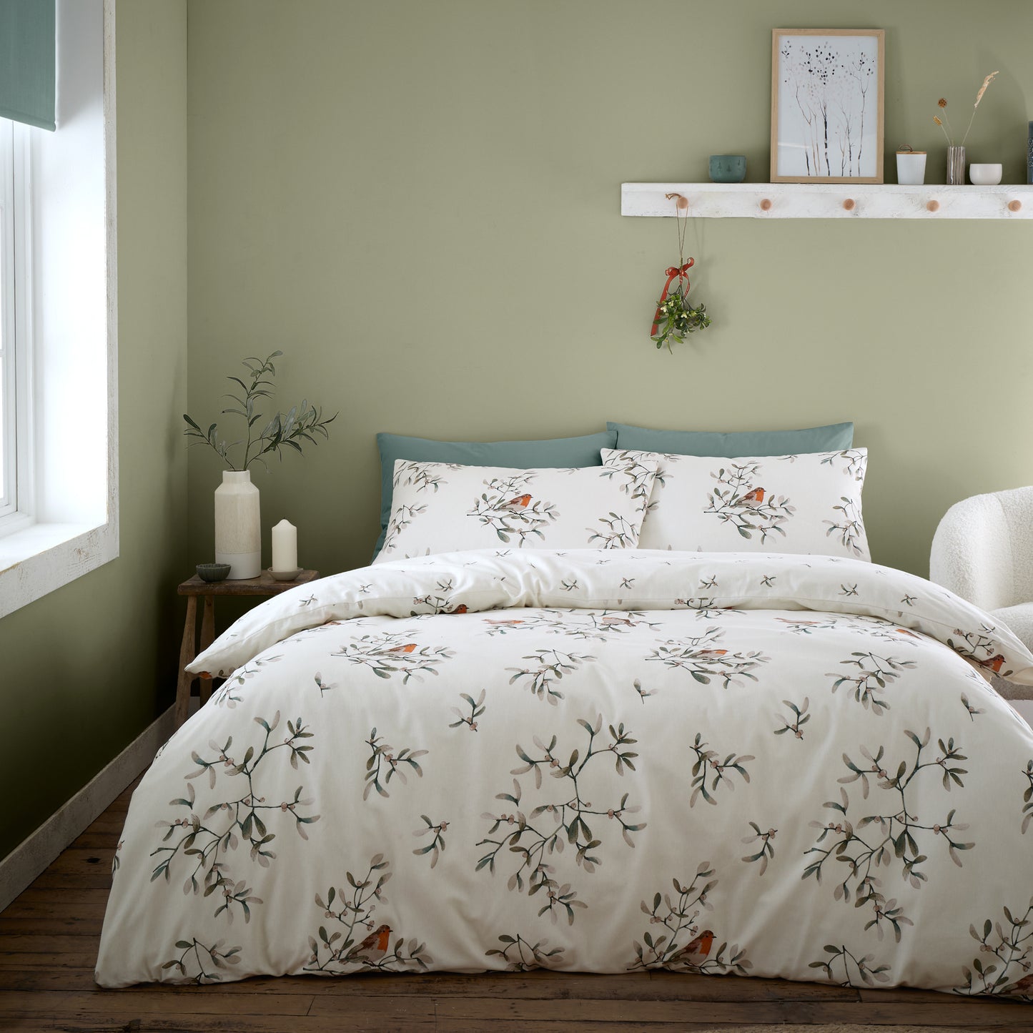 Brushed Mistletoe Robins Cotton Reversible Duvet Cover Set in Cream by Catherine Lansfield