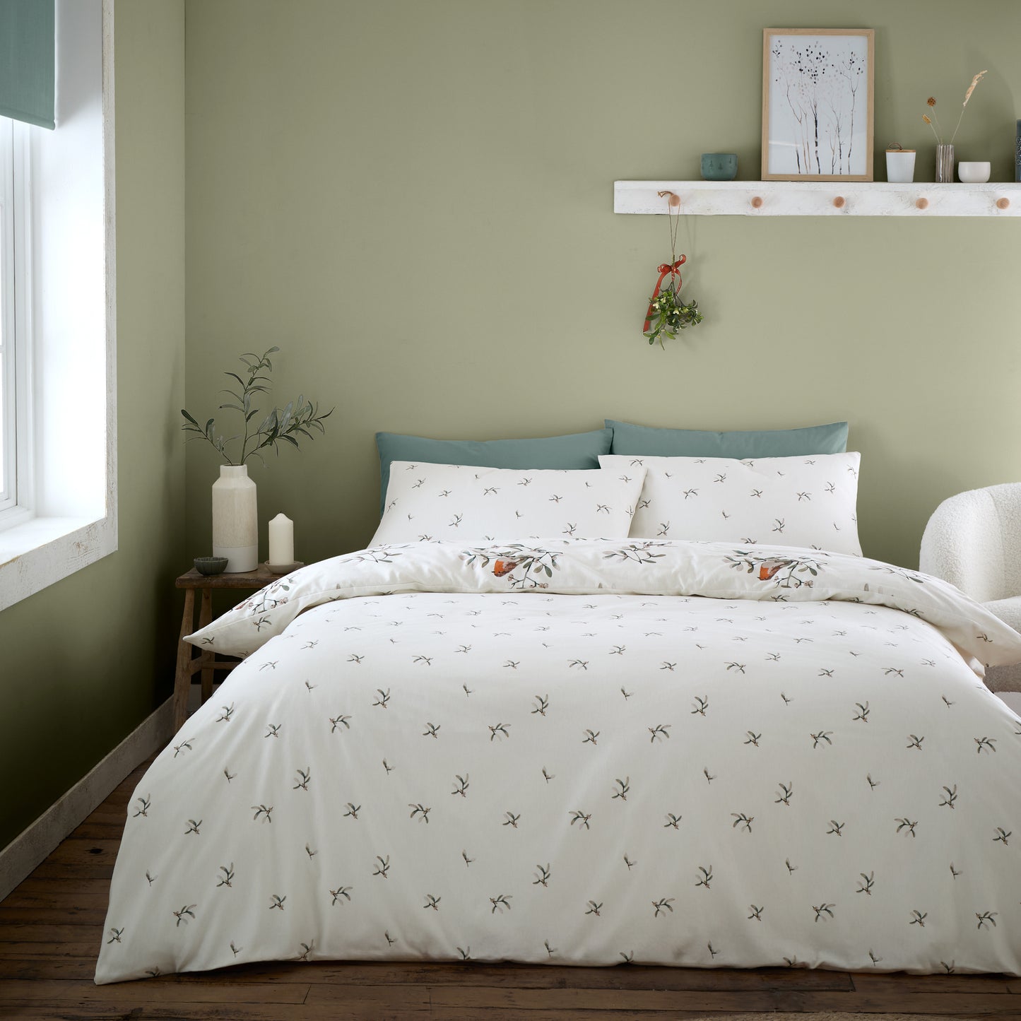 Brushed Mistletoe Robins Cotton Reversible Duvet Cover Set in Cream by Catherine Lansfield