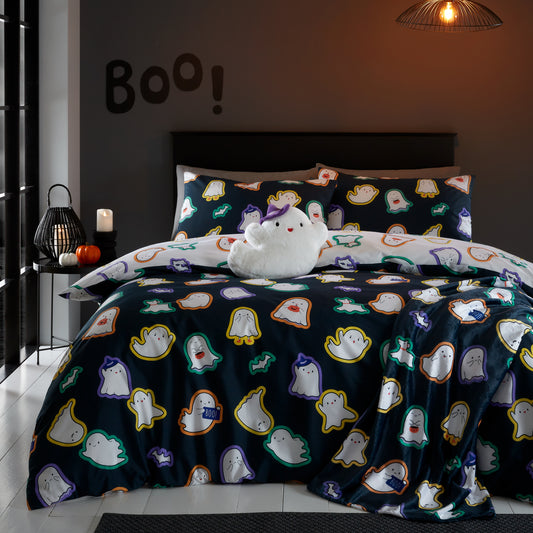 Halloween Ghosts Reversible Duvet Cover Set in Black by Catherine Lansfield