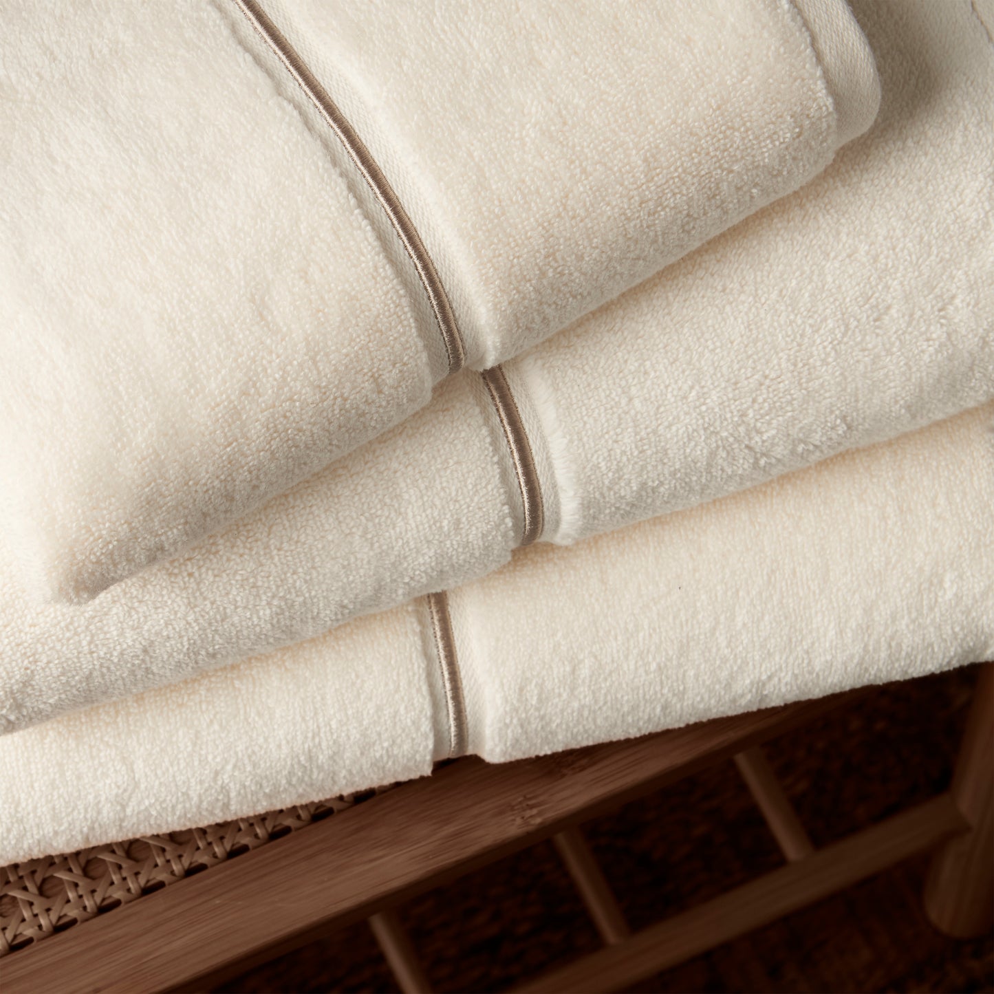 Zero Twist Satin Stitch Cotton Bath Towels in Cream by Bianca