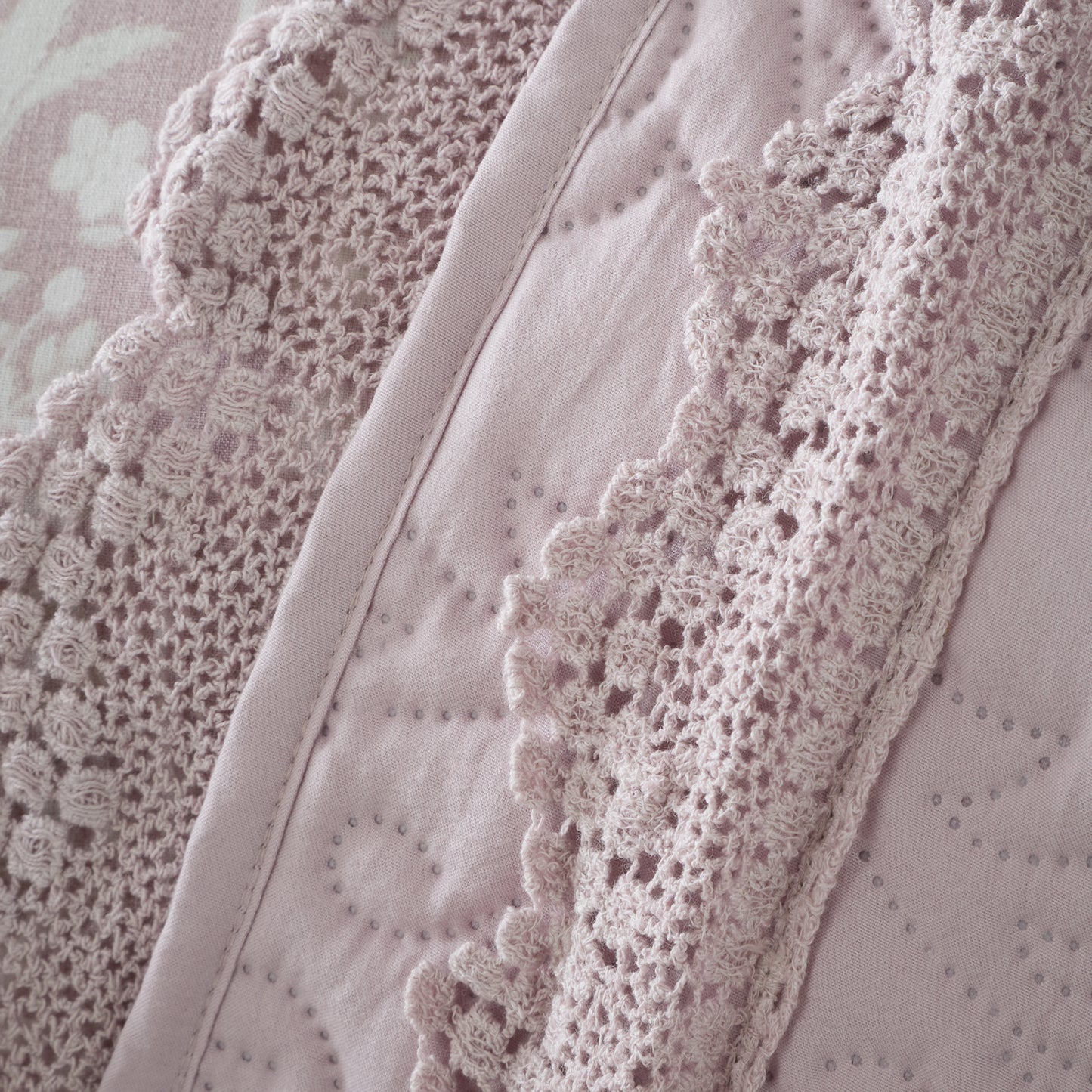 Silhouette Floral Lace 220x230cm Bedspread in Pink - Bridgerton By Catherine Lansfield