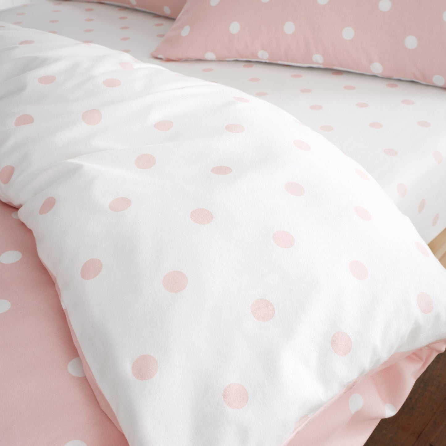 Brushed Polka Dot Cotton Fitted Sheet in Pink by Catherine Lansfield