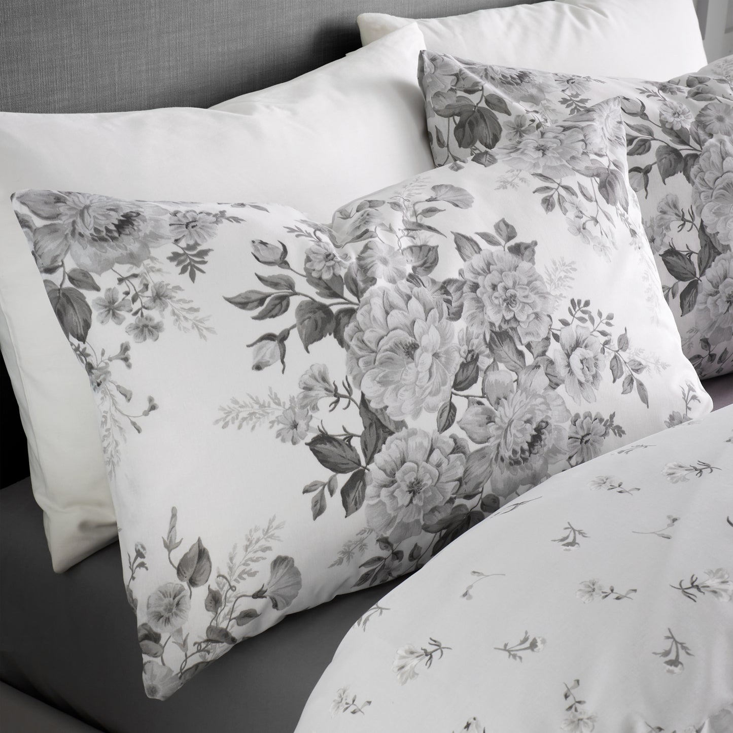 Elinda Floral Reversible Duvet Cover Set by Catherine Lansfield