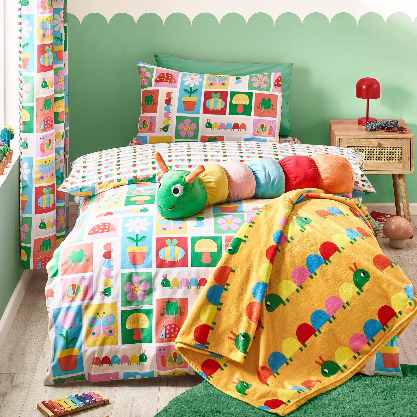 Curious Caterpillar Duvet Cover Set by Catherine Lansfield Kids