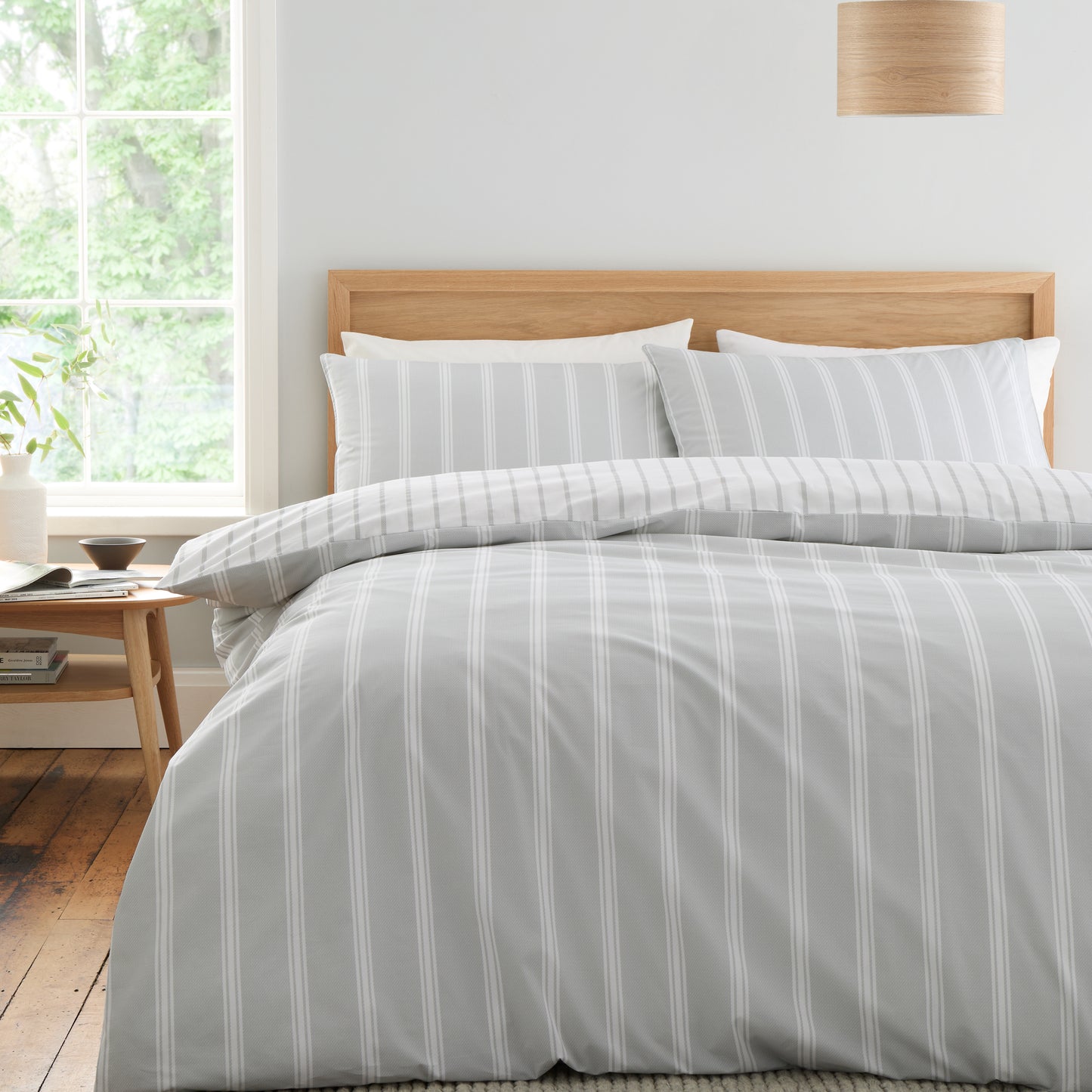 Ashford Stripe 200 Thread Count Cotton Duvet Cover Set in Silver by Bianca