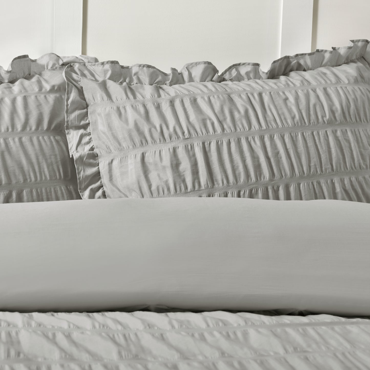 Seersucker Frill Duvet Cover Set in Silver by Catherine Lansfield