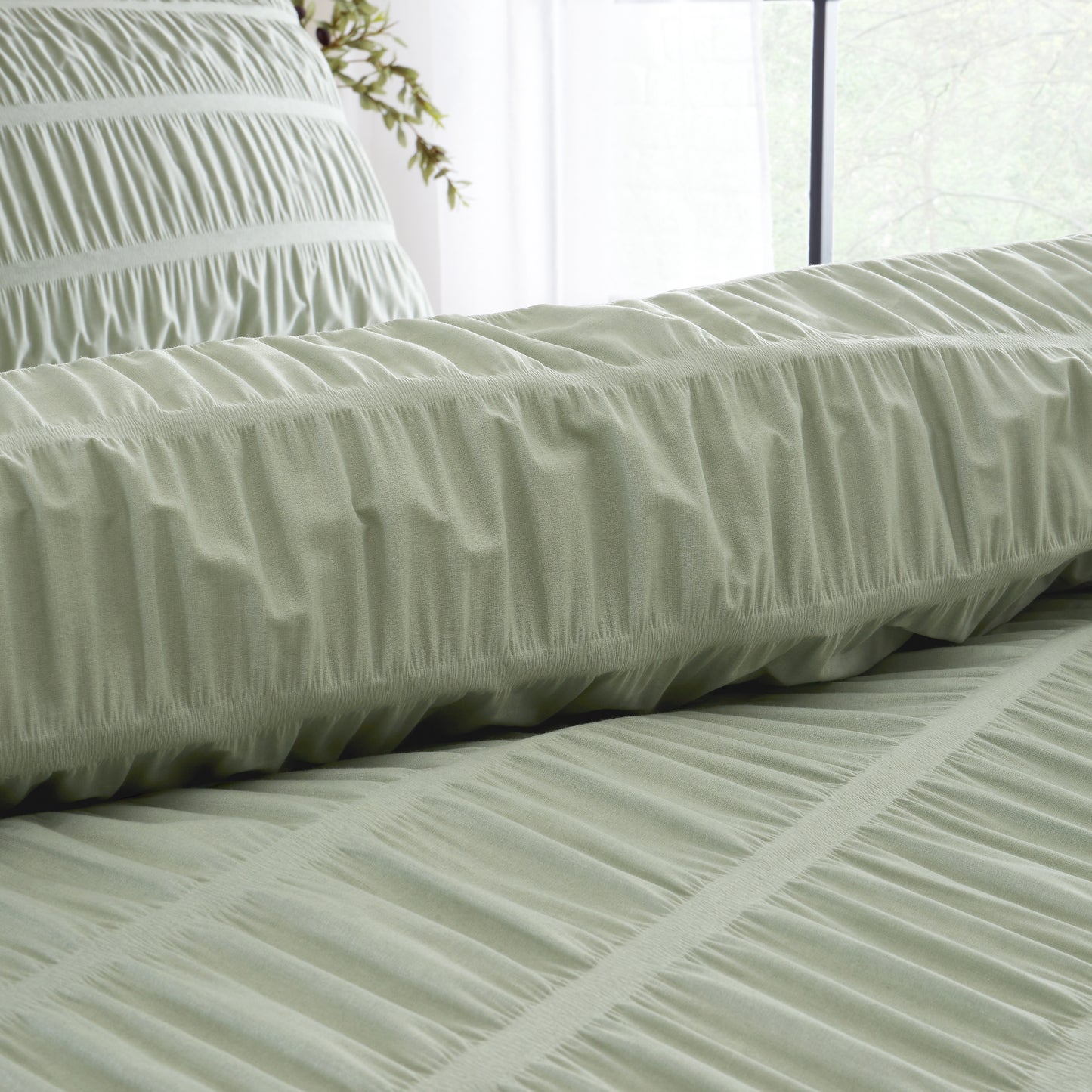 Seersucker Duvet Cover Set in Sage Green by Catherine Lansfield