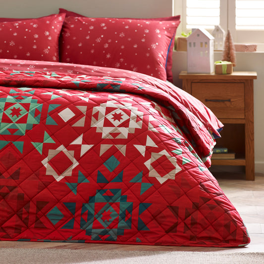 Christmas Patchwork Quilted Bedspread in Red by Catherine Lansfield