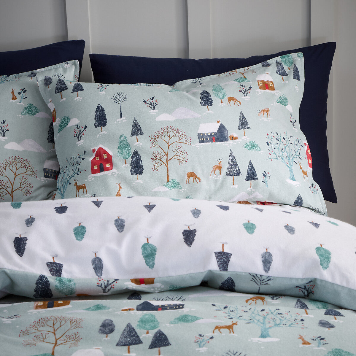 Brushed Winter Scene 100% Cotton Duvet Cover Set by Bianca