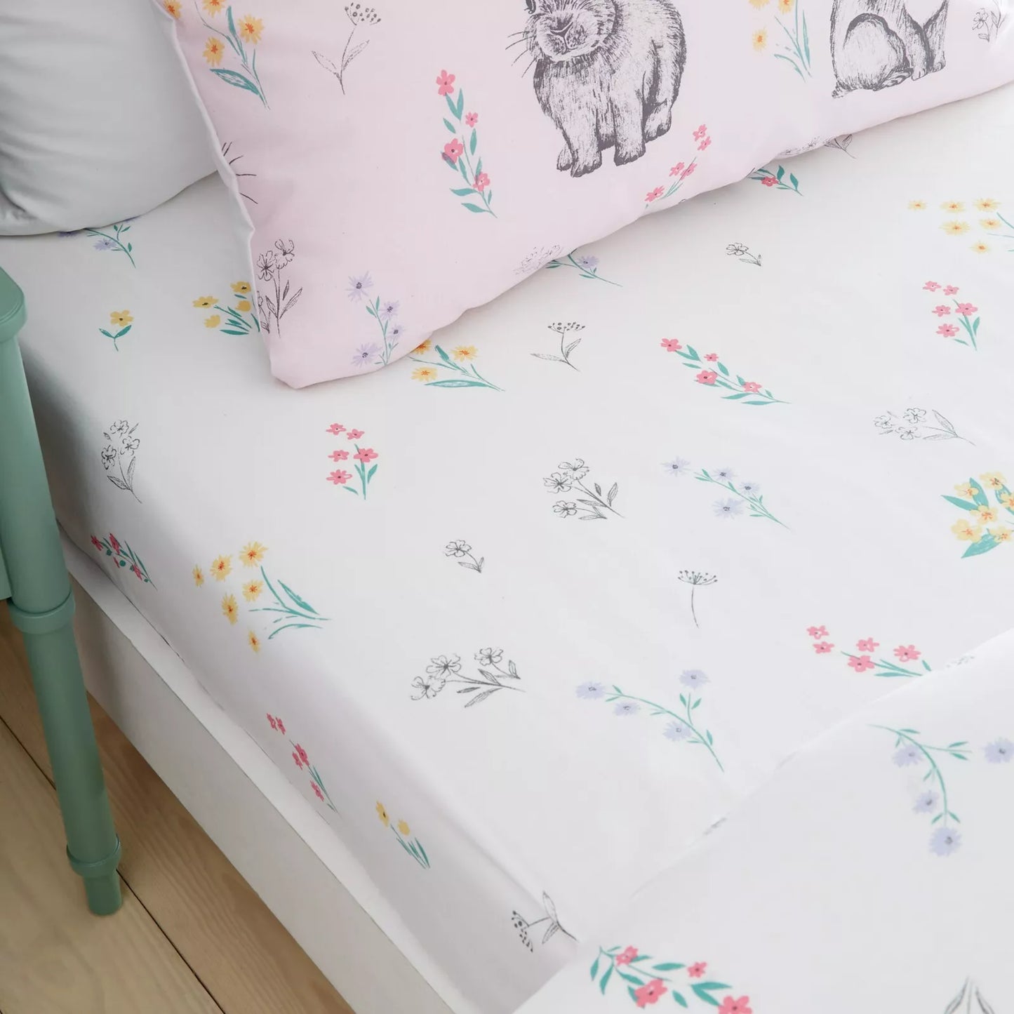 Bunny Tails Fitted Sheet by Catherine Lansfield Kids