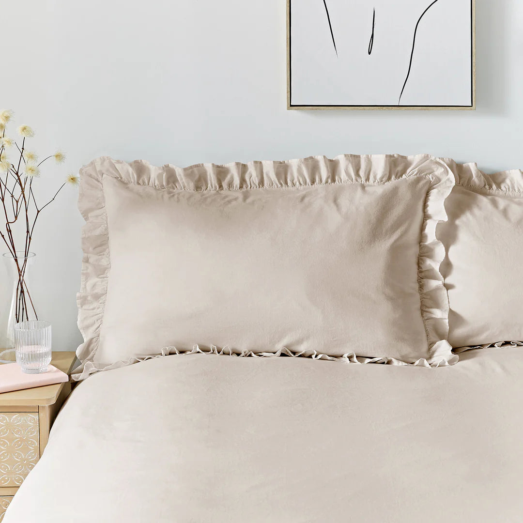 Cassia Frill 100% Cotton Duvet Cover Set by Appletree Loft in Natural