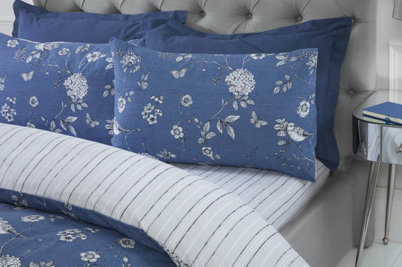 Country Toile Duvet Set