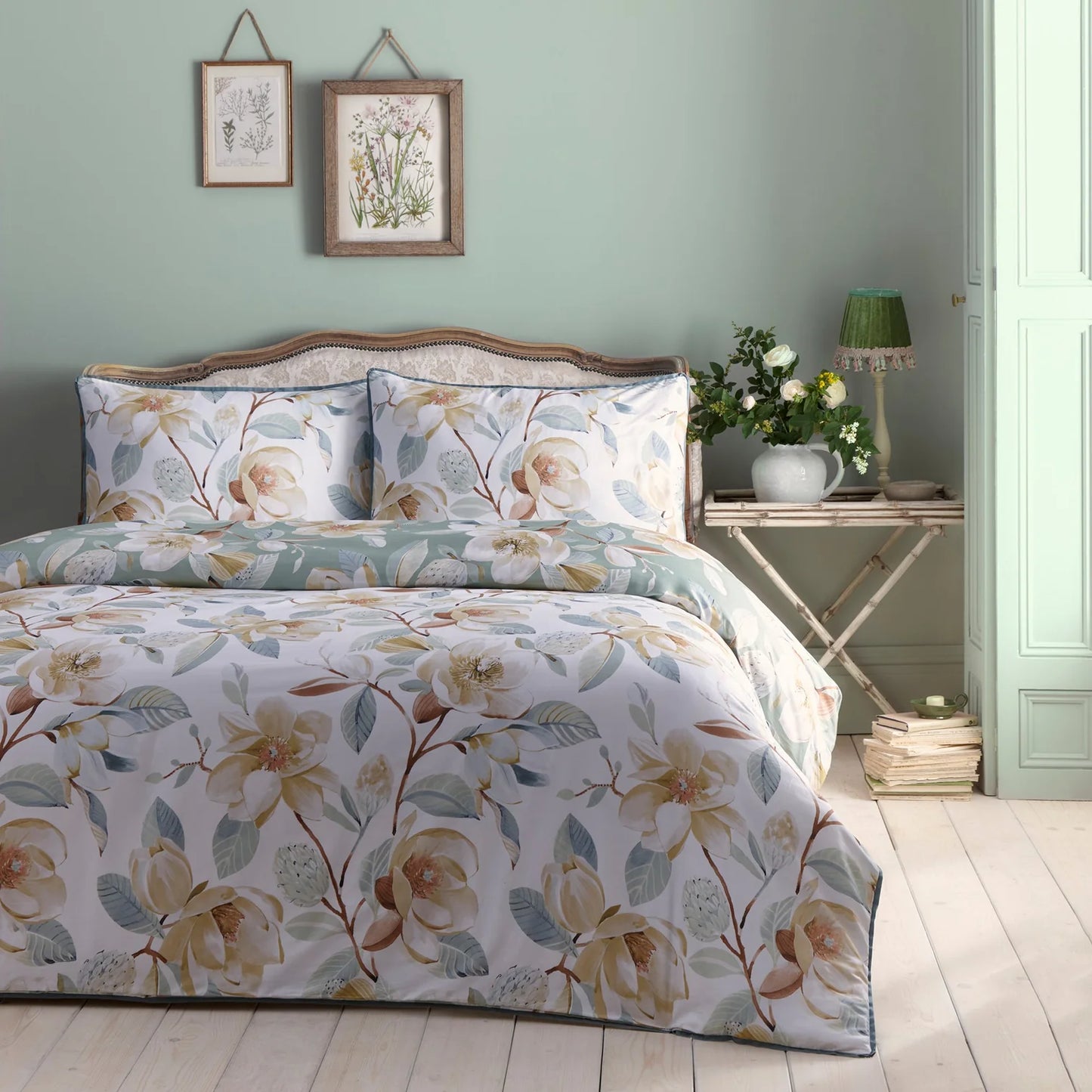 Eleanor Duvet Cover Set by Appletree Heritage in Green