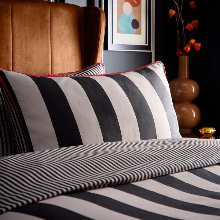 Festivo Circus Stripe 100% Cotton Duvet Cover set by Laurence Llewelyn-Bowen in Black