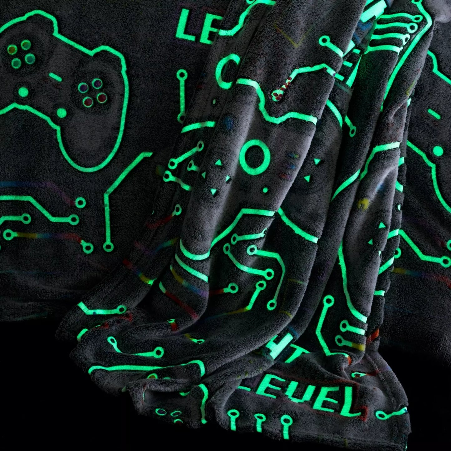 Game Over Fleece Glow in the Dark Throw by Catherine Lansfield Kids