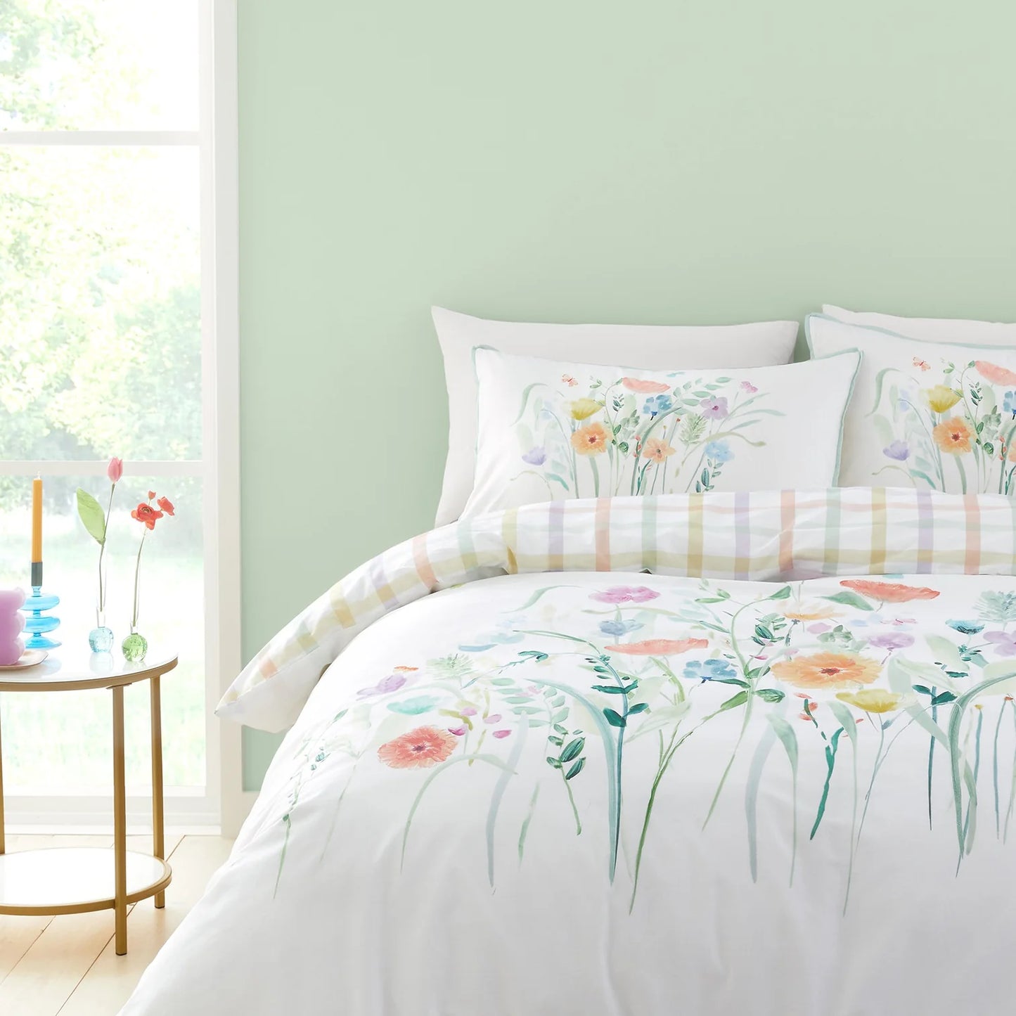 Gardenia Duvet Cover Set by Appletree Style in Multi