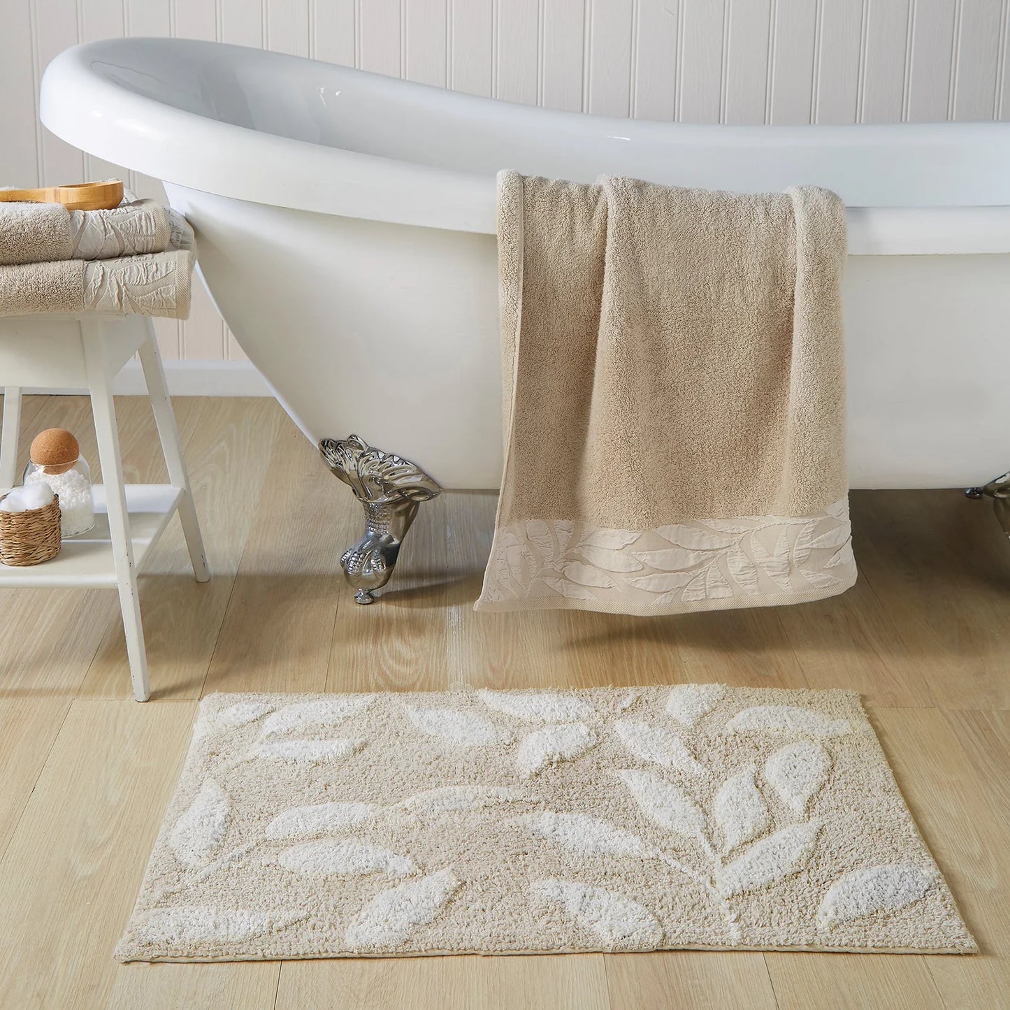 Lacie Towels by Dreams & Drapes Bathroom in Natural