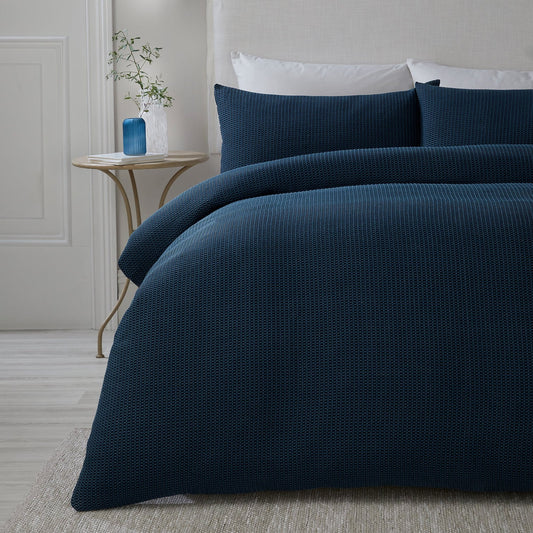 Lindly Duvet Cover Set by Serene in Navy